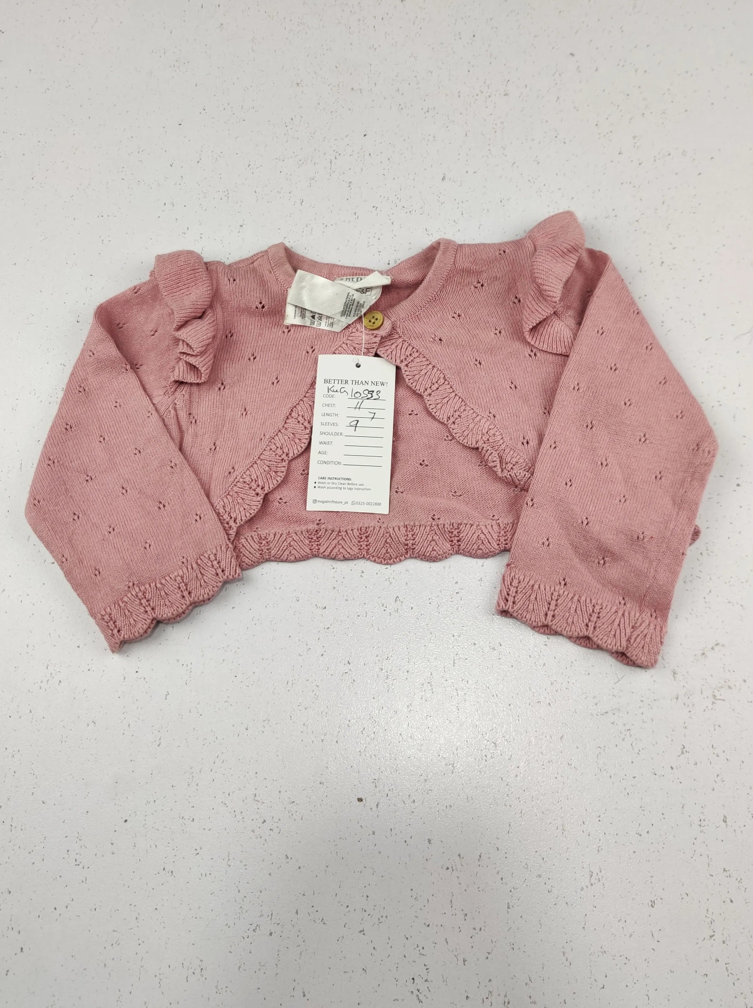 Buy online pre-used pre-loved 100% authentic & Original branded F&F (KWG-10753) available in Pakistan. Top international brands avilable.