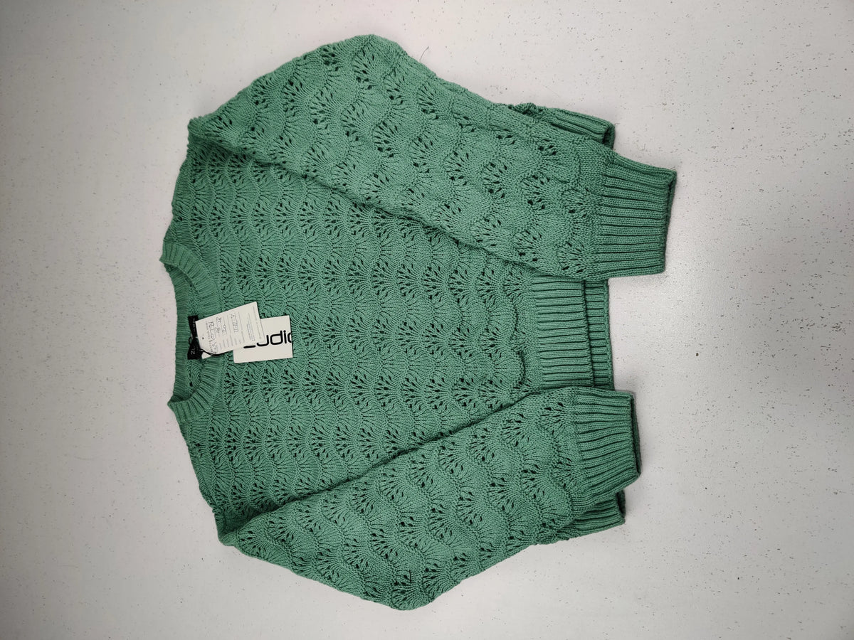 Buy online pre-used pre-loved 100% authentic & Original branded Zudio (KWG-10781) available in Pakistan. Top international brands avilable.