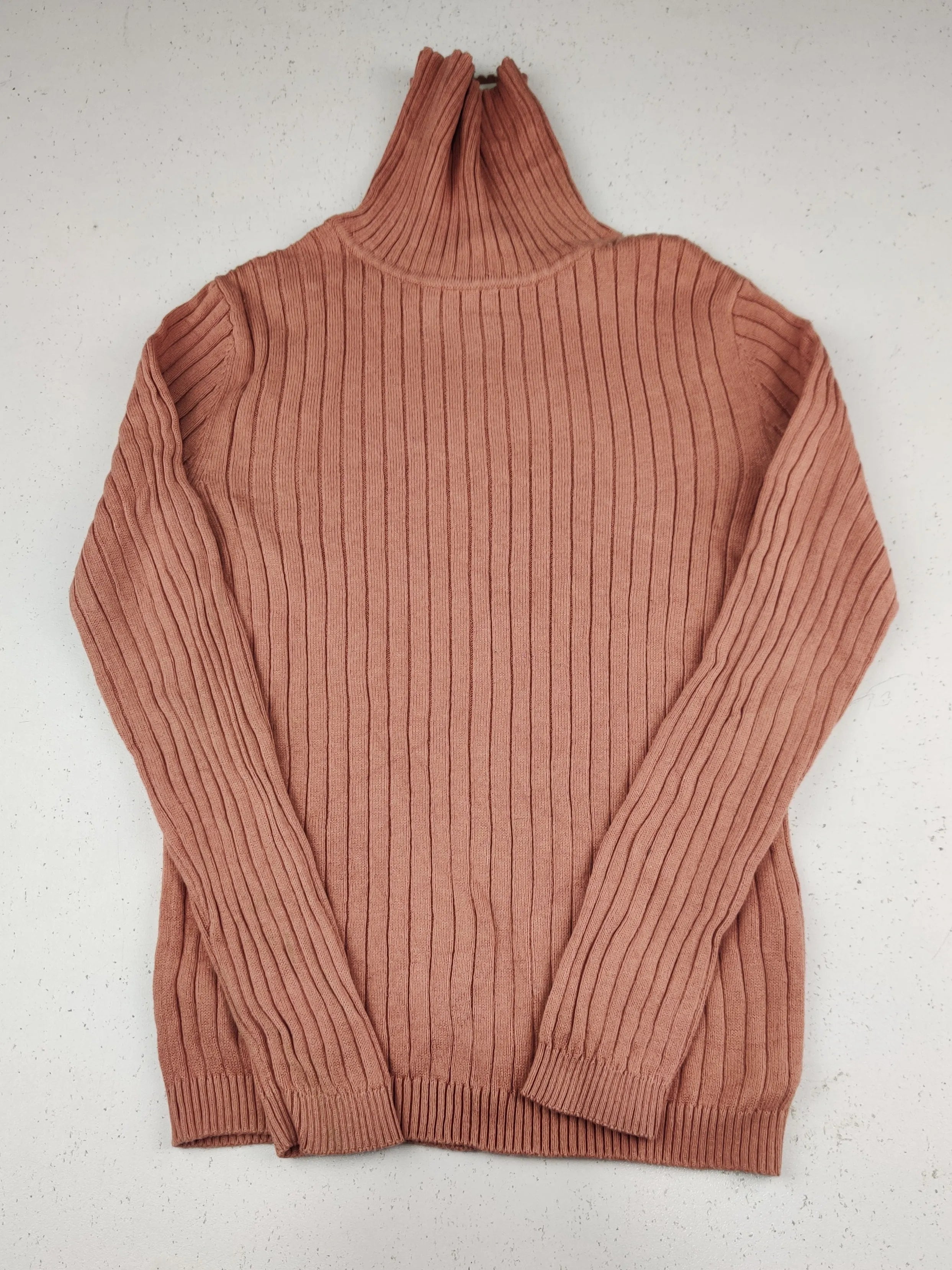 Buy online pre-used pre-loved 100% authentic & Original branded George (KWG-10808) available in Pakistan. Top international brands avilable.