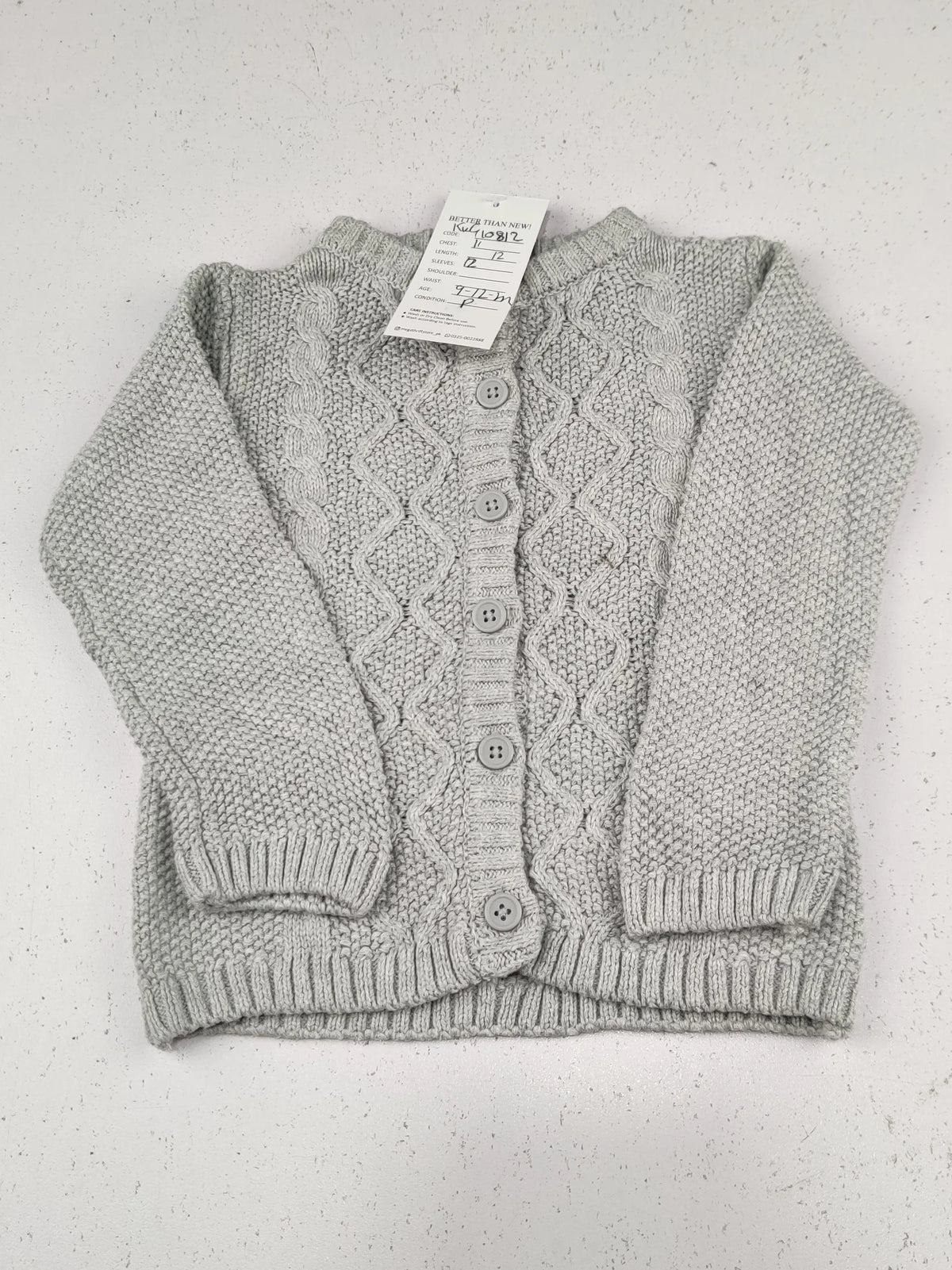Buy online pre-used pre-loved 100% authentic & Original branded Unknown Brand (KWG-10812) available in Pakistan. Top international brands avilable.