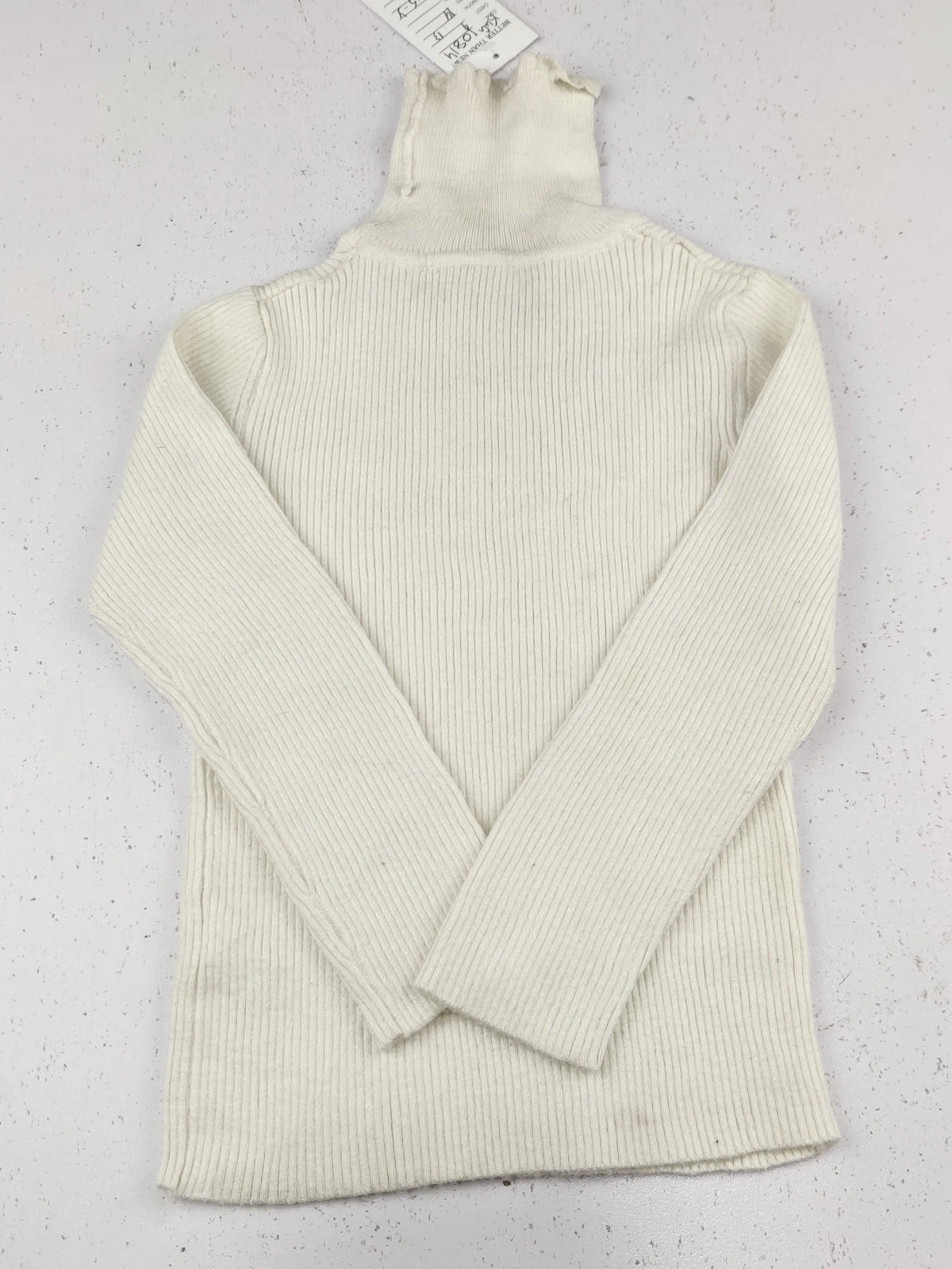 Buy online pre-used pre-loved 100% authentic & Original branded Unknown Brand (KWG-10814) available in Pakistan. Top international brands avilable.