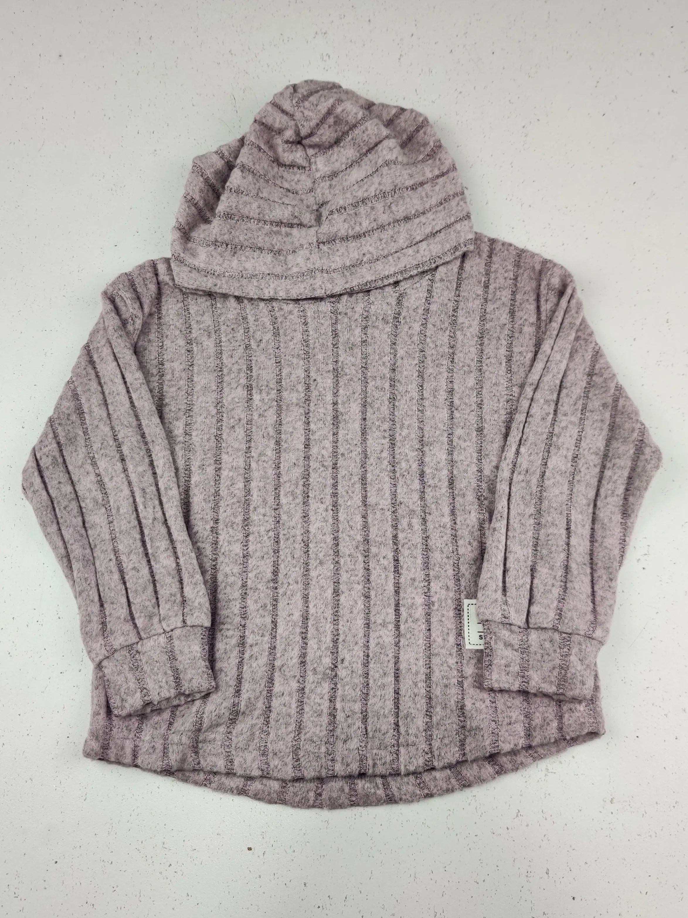 Buy online pre-used pre-loved 100% authentic & Original branded Unknown Brand (KWG-10848) available in Pakistan. Top international brands avilable.