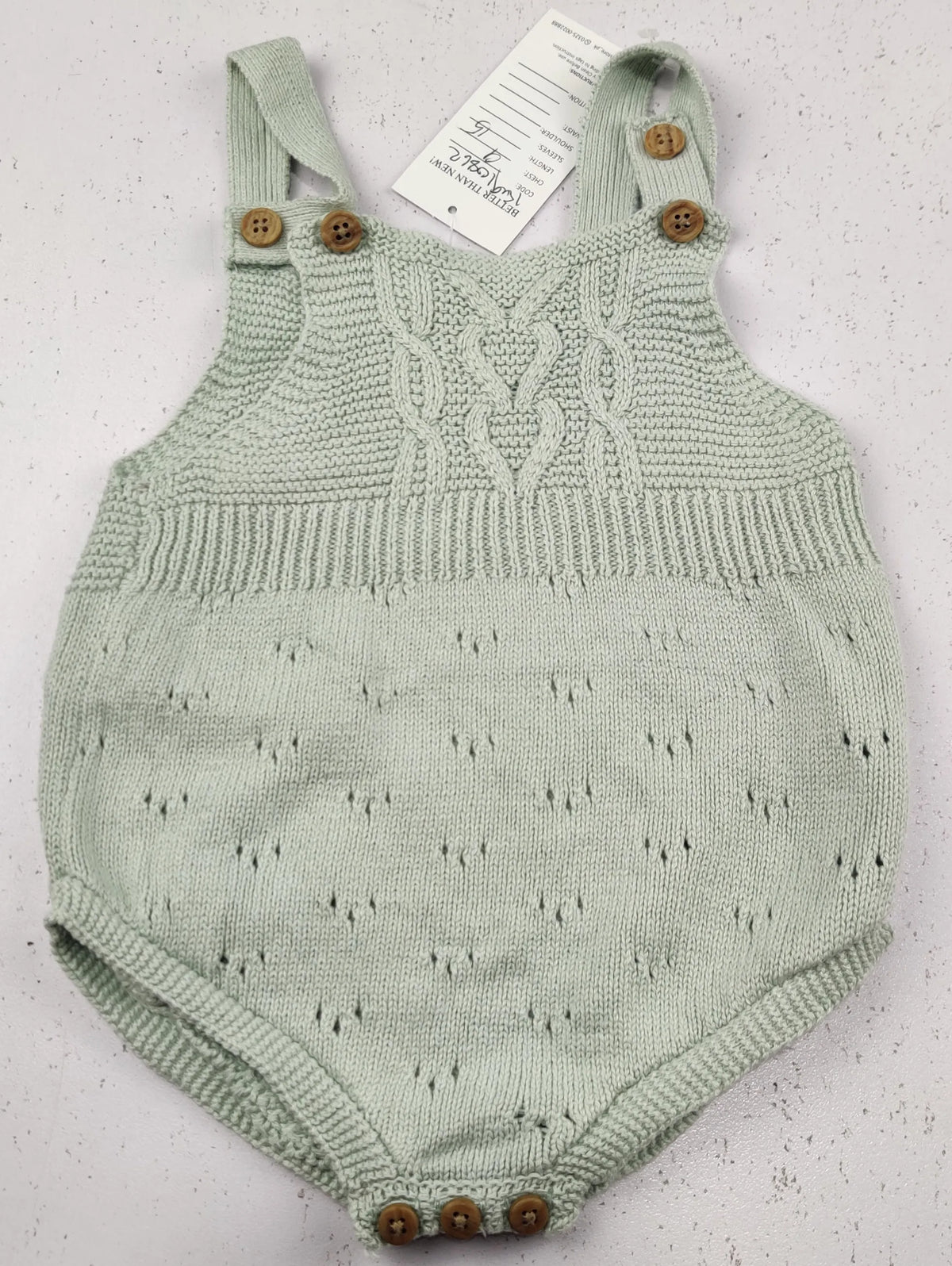Buy online pre-used pre-loved 100% authentic & Original branded Boutique (KWG-10862) available in Pakistan. Top international brands avilable.