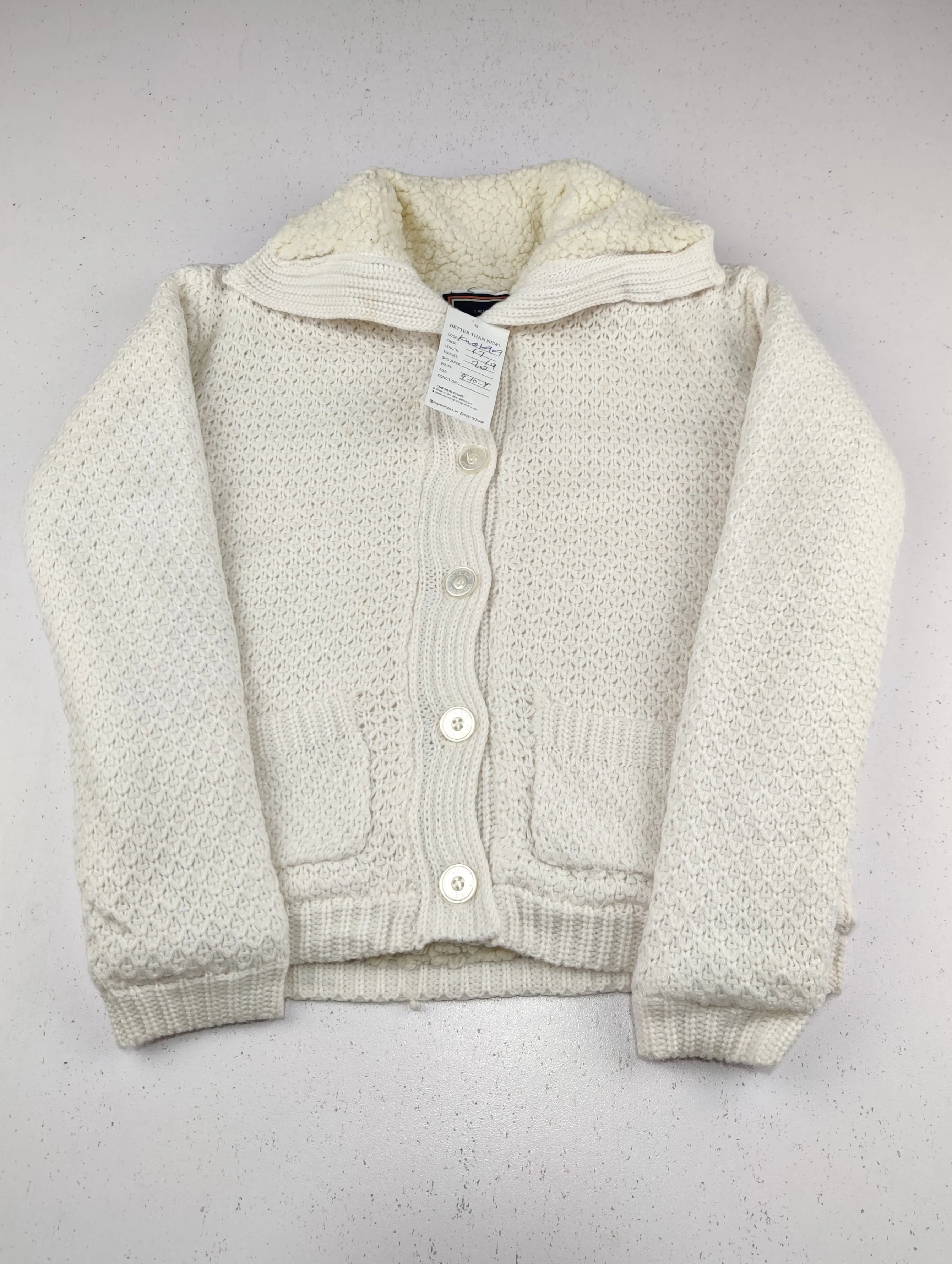 Buy online pre-used pre-loved 100% authentic & Original branded Soulcal & Co (KWG-10909) available in Pakistan. Top international brands avilable.