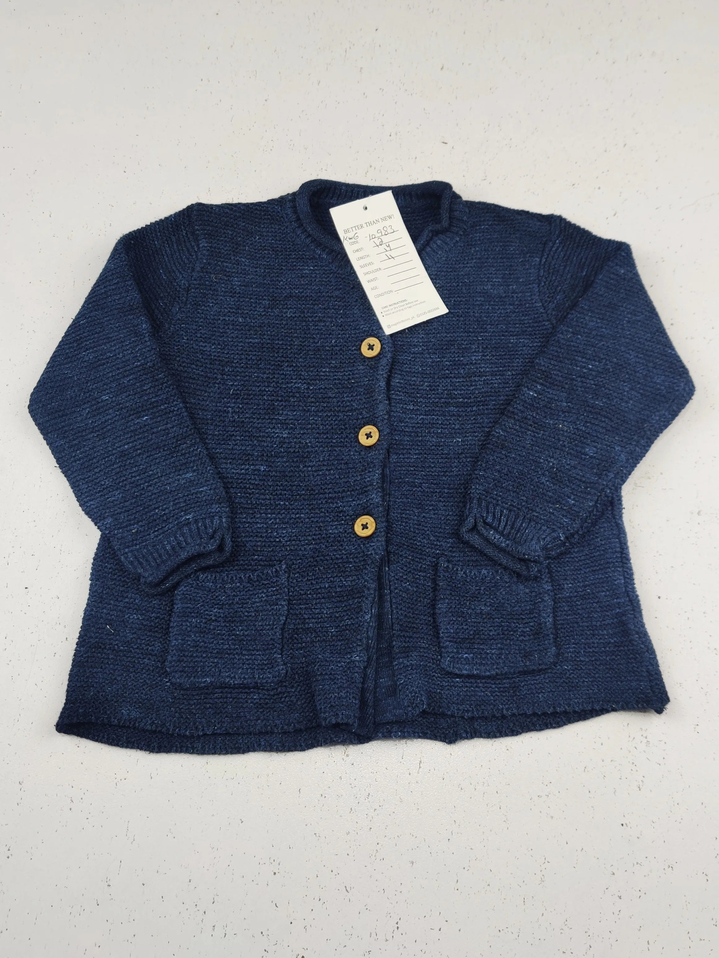 Buy online pre-used pre-loved 100% authentic & Original branded George (KWG-10983) available in Pakistan. Top international brands avilable.