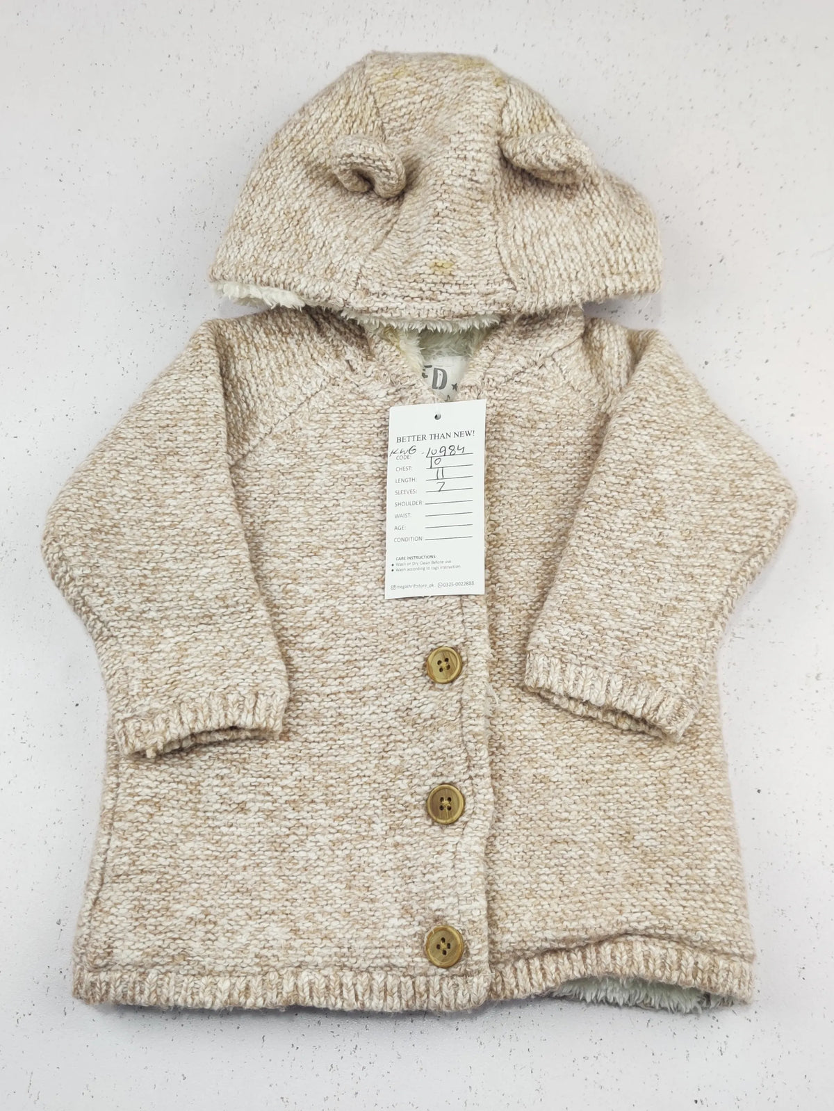 Buy online pre-used pre-loved 100% authentic & Original branded Fred & Flo (KWG-10984) available in Pakistan. Top international brands avilable.