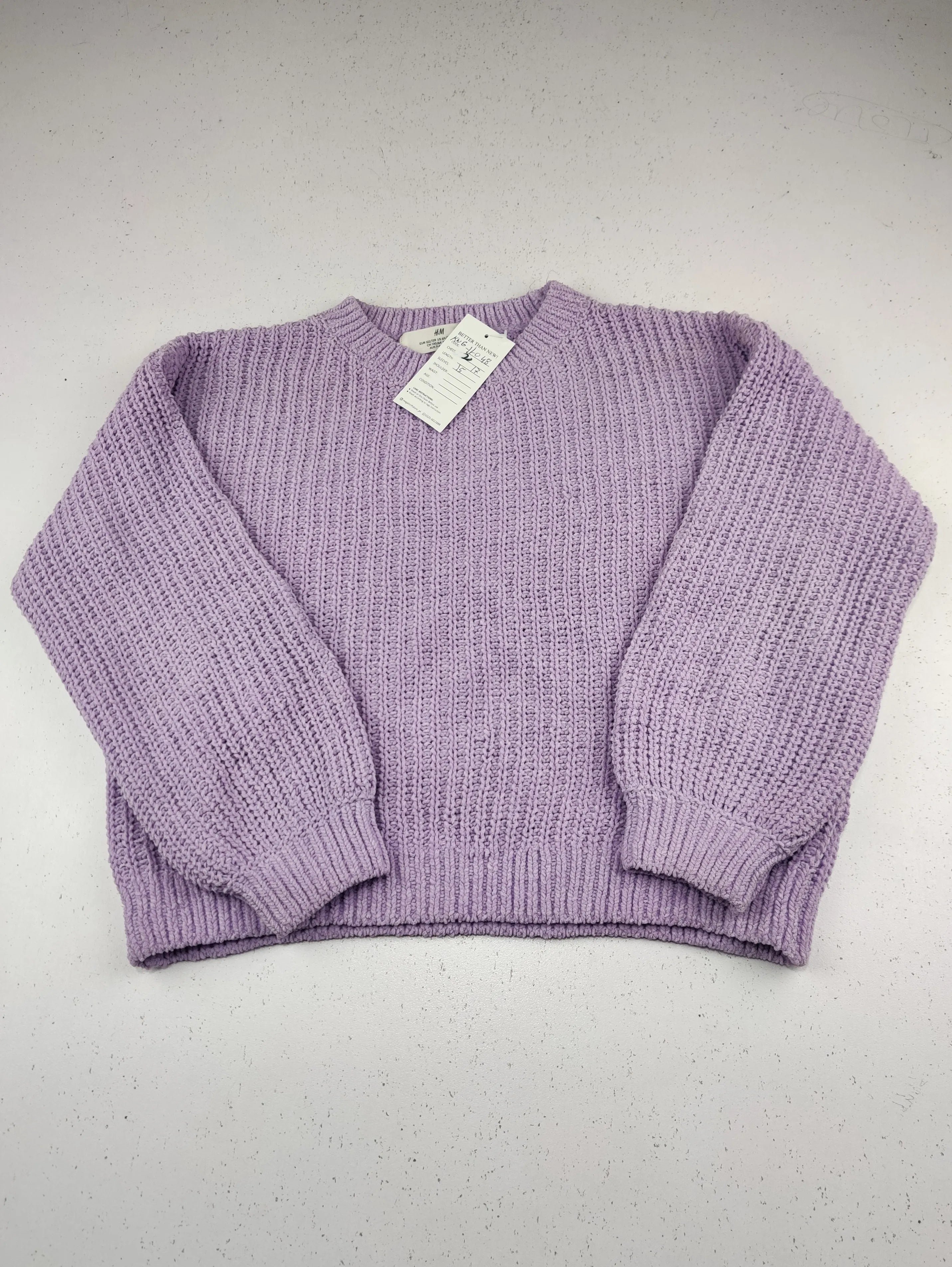 Buy online pre-used pre-loved 100% authentic & Original branded H&M (KWG-11048) available in Pakistan. Top international brands avilable.