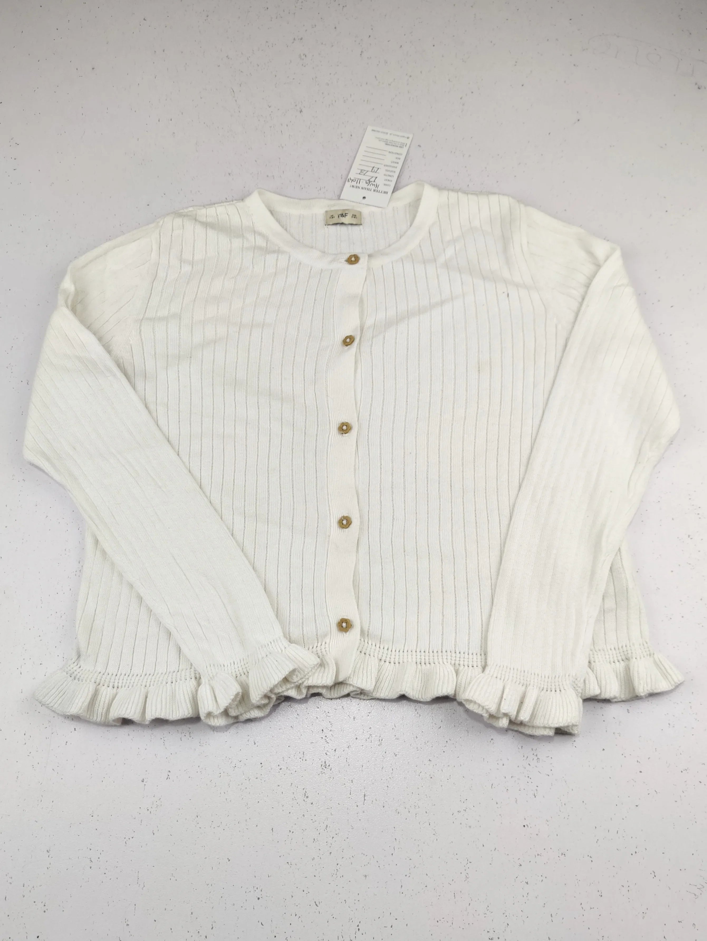 Buy online pre-used pre-loved 100% authentic & Original branded F&F (KWG-11049) available in Pakistan. Top international brands avilable.