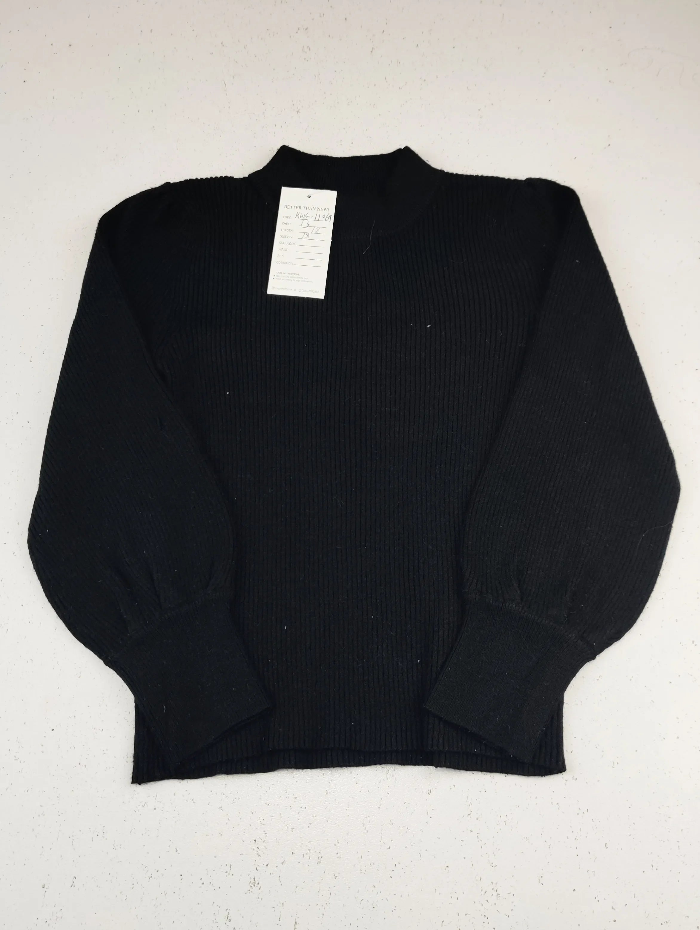 Buy online pre-used pre-loved 100% authentic & Original branded F&F (KWG-11069) available in Pakistan. Top international brands avilable.