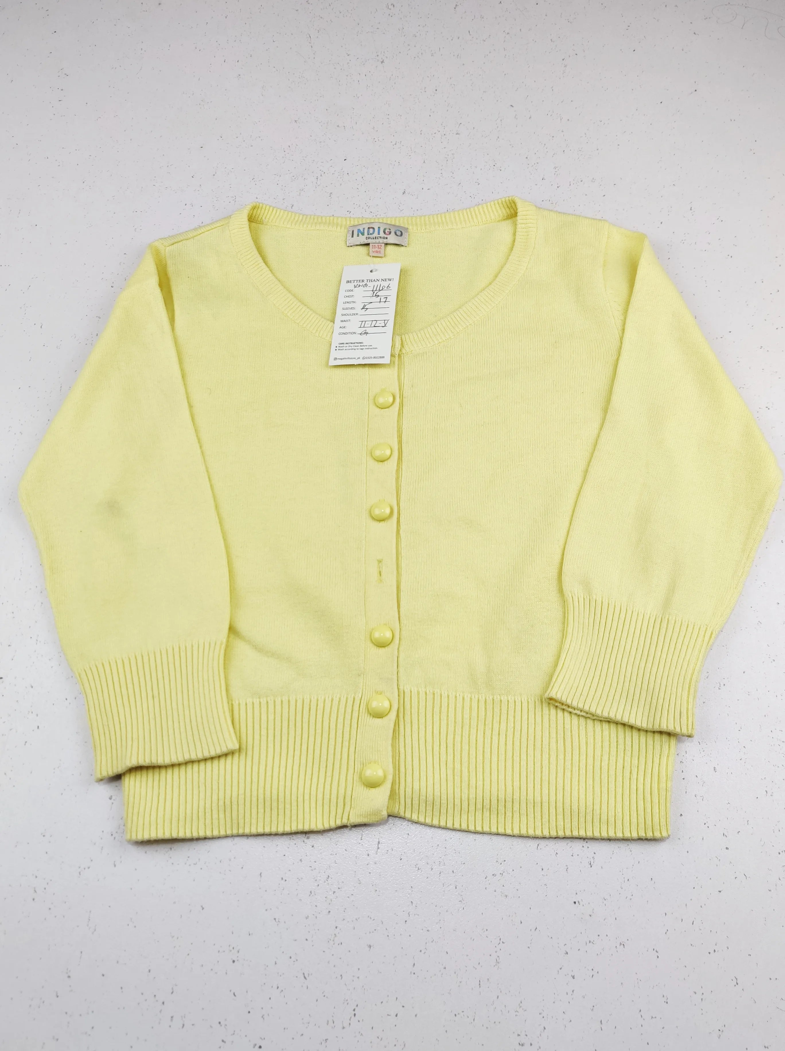 Buy online pre-used pre-loved 100% authentic & Original branded Marks & Spencer (KWG-11106) available in Pakistan. Top international brands avilable.