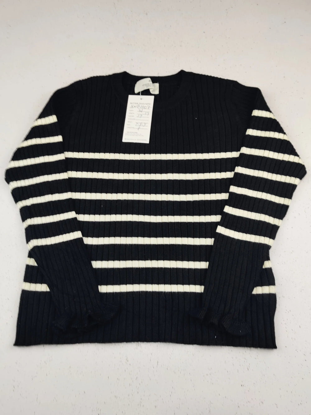 Buy online pre-used pre-loved 100% authentic & Original branded H&M (KWG-11107) available in Pakistan. Top international brands avilable.