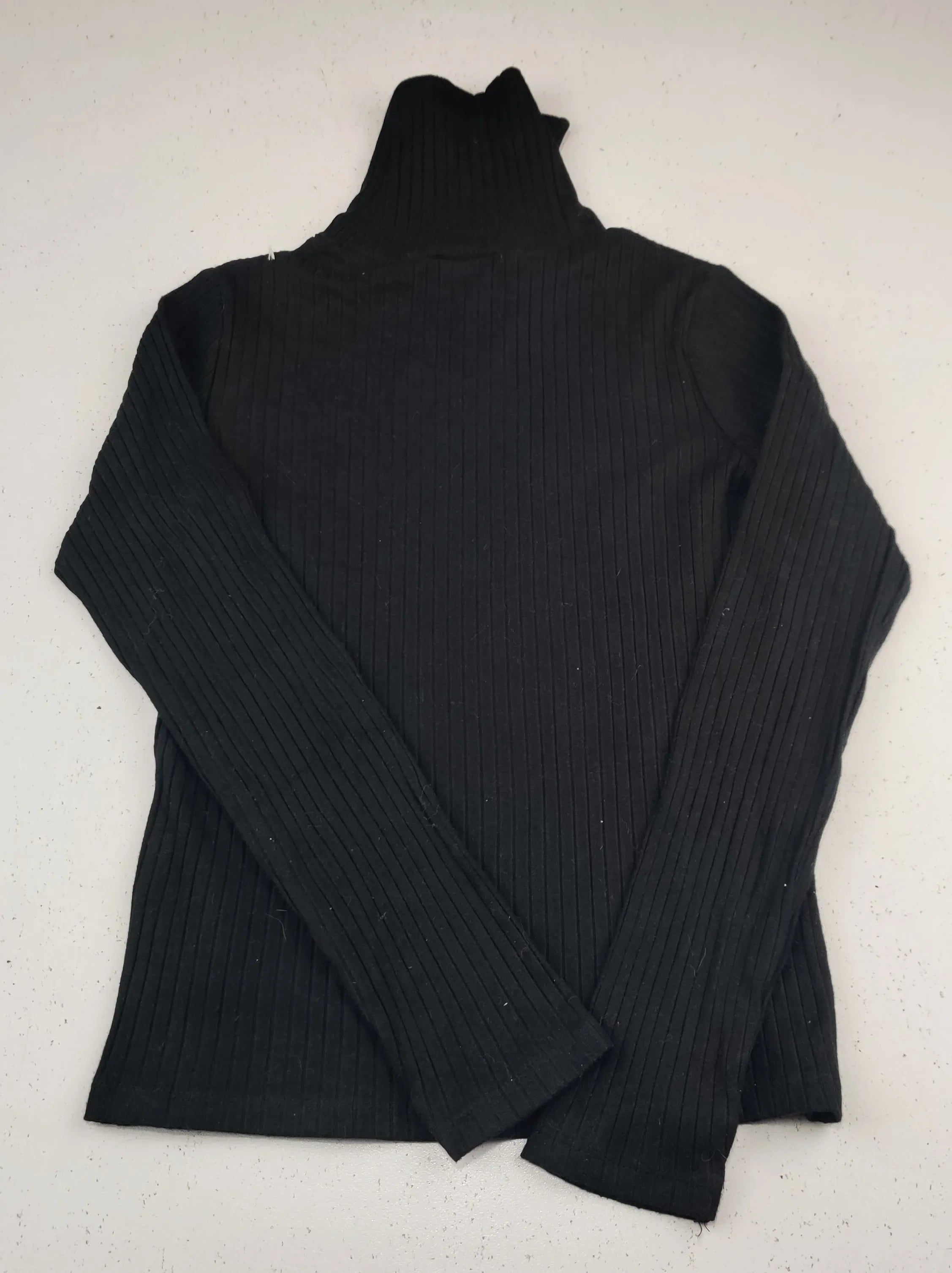 Buy online pre-used pre-loved 100% authentic & Original branded Zara (KWG-11159) available in Pakistan. Top international brands avilable.