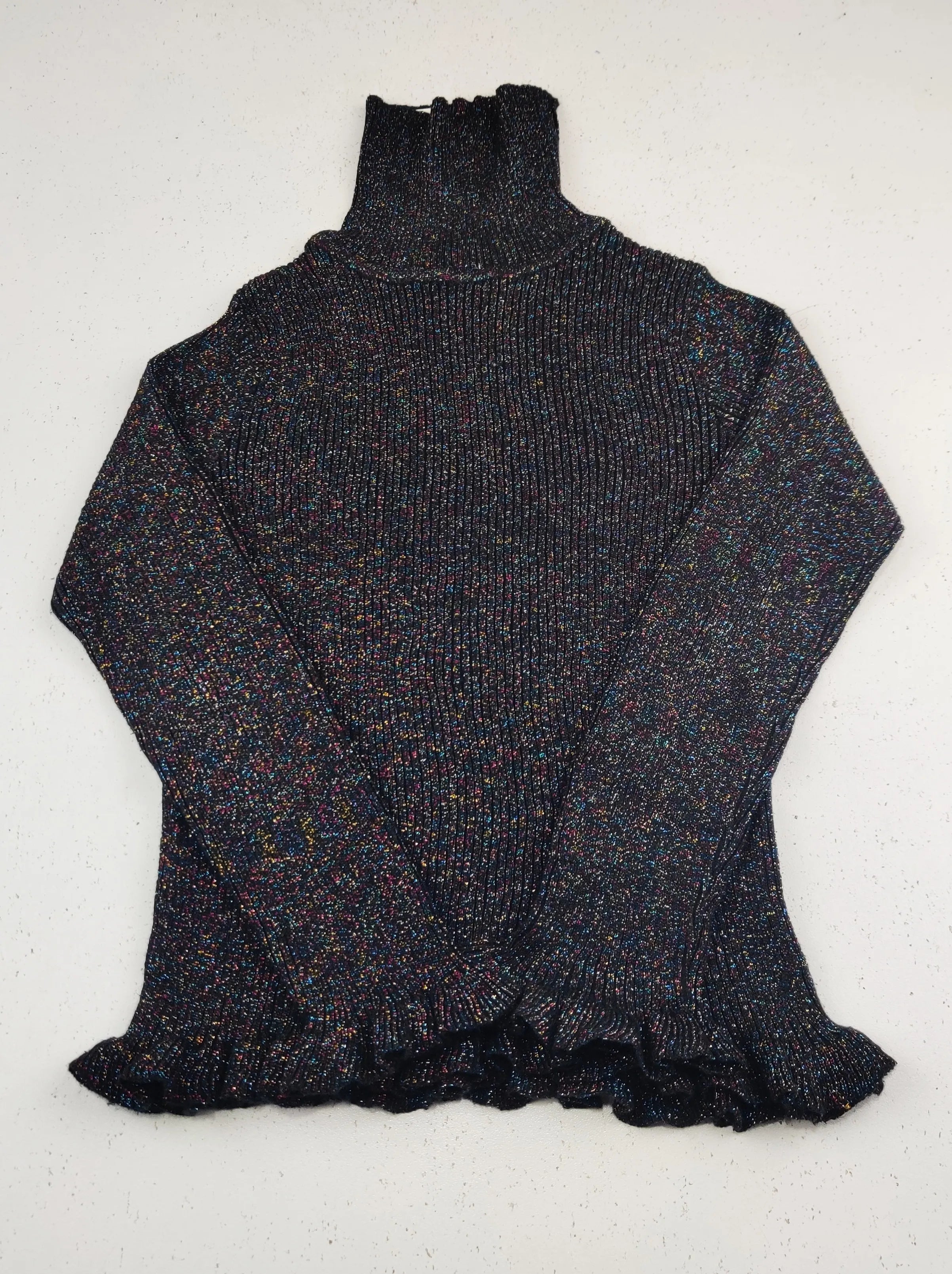 Buy online pre-used pre-loved 100% authentic & Original branded Unknown Brand (KWG-11167) available in Pakistan. Top international brands avilable.