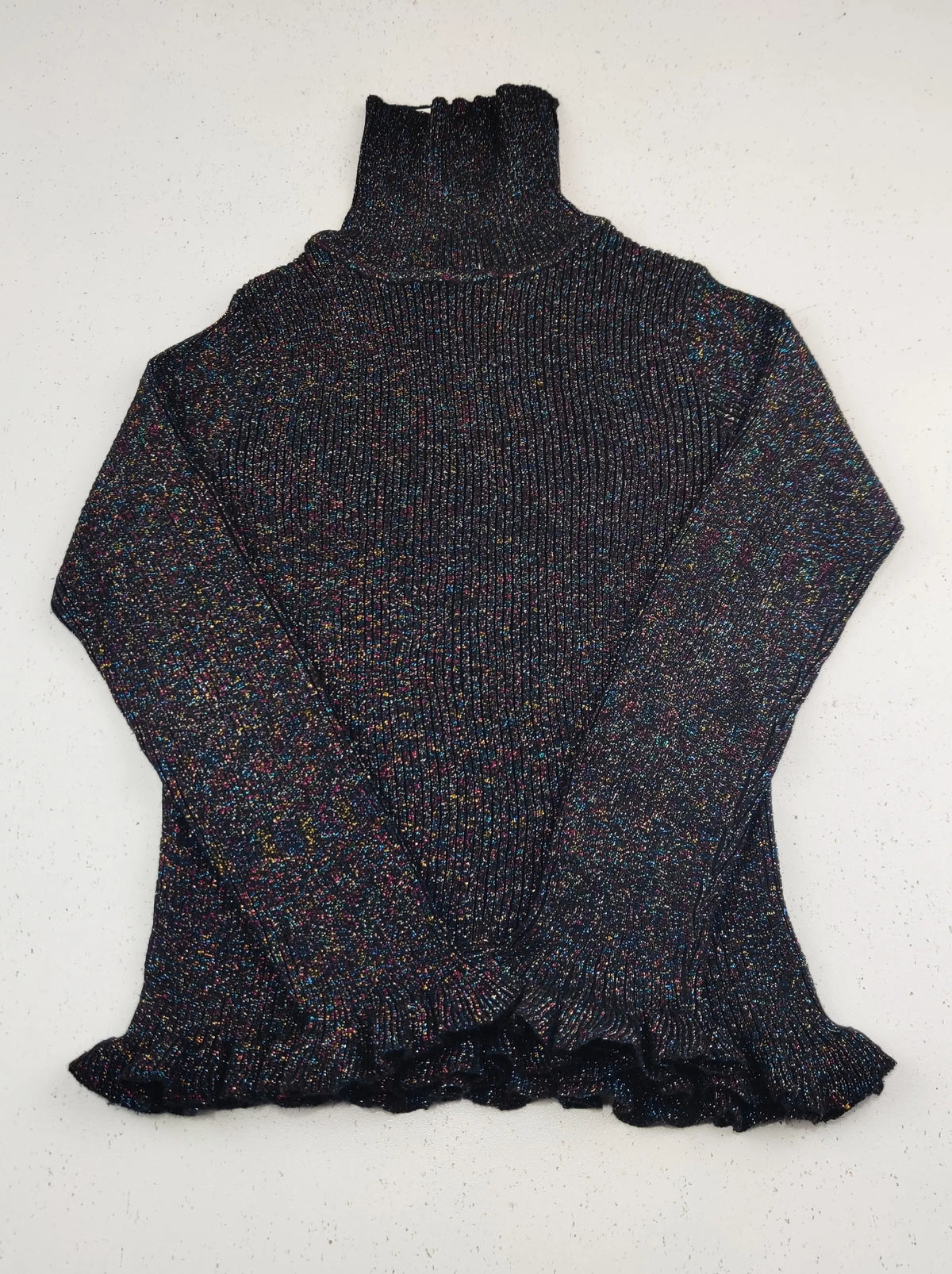 Buy online pre-used pre-loved 100% authentic & Original branded Unknown Brand (KWG-11167) available in Pakistan. Top international brands avilable.
