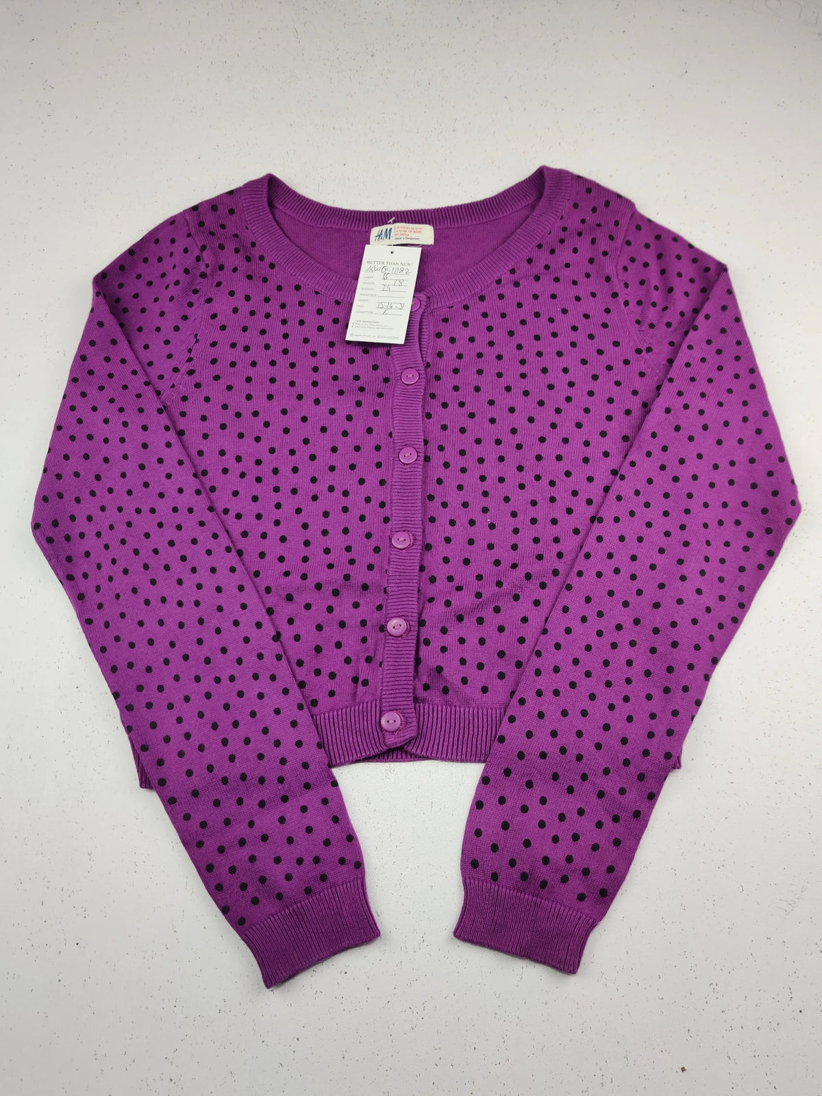 Buy online pre-used pre-loved 100% authentic & Original branded H&M (KWG-11182) available in Pakistan. Top international brands avilable.