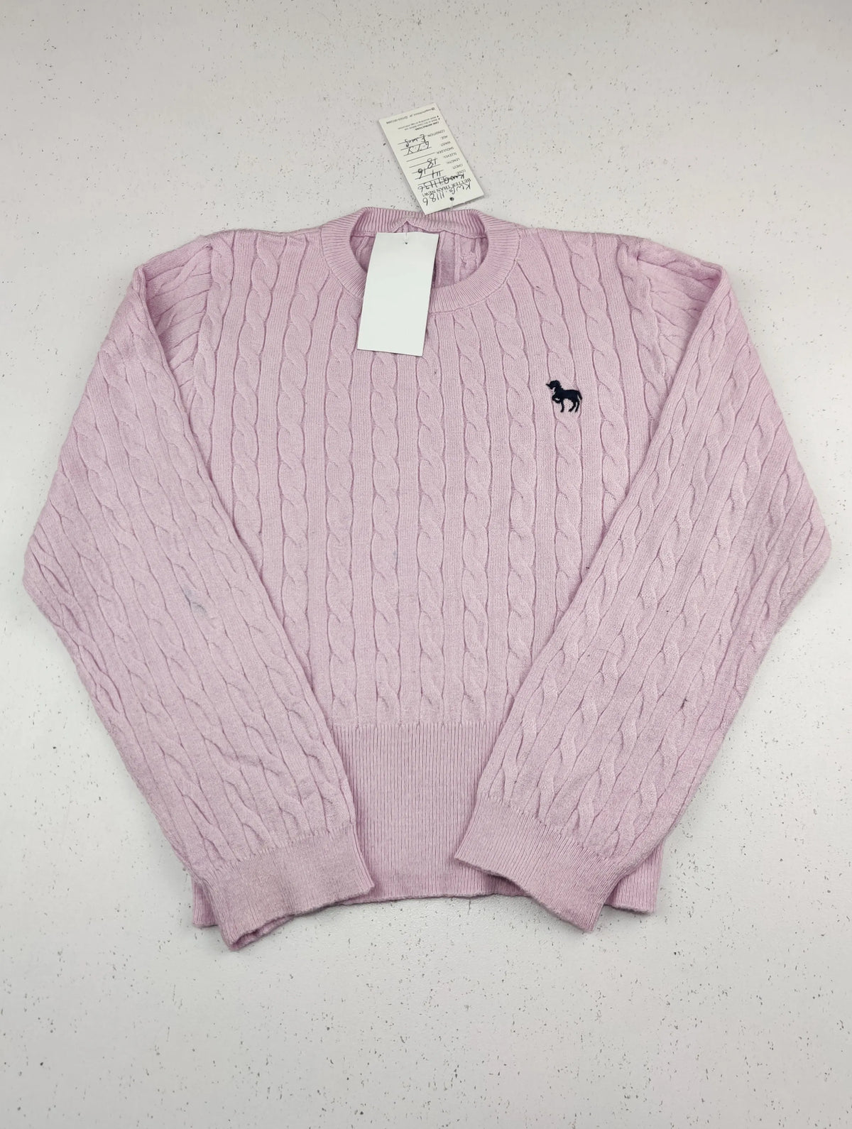 Buy online pre-used pre-loved 100% authentic & Original branded Unknown Brand (KWG-11186) available in Pakistan. Top international brands avilable.