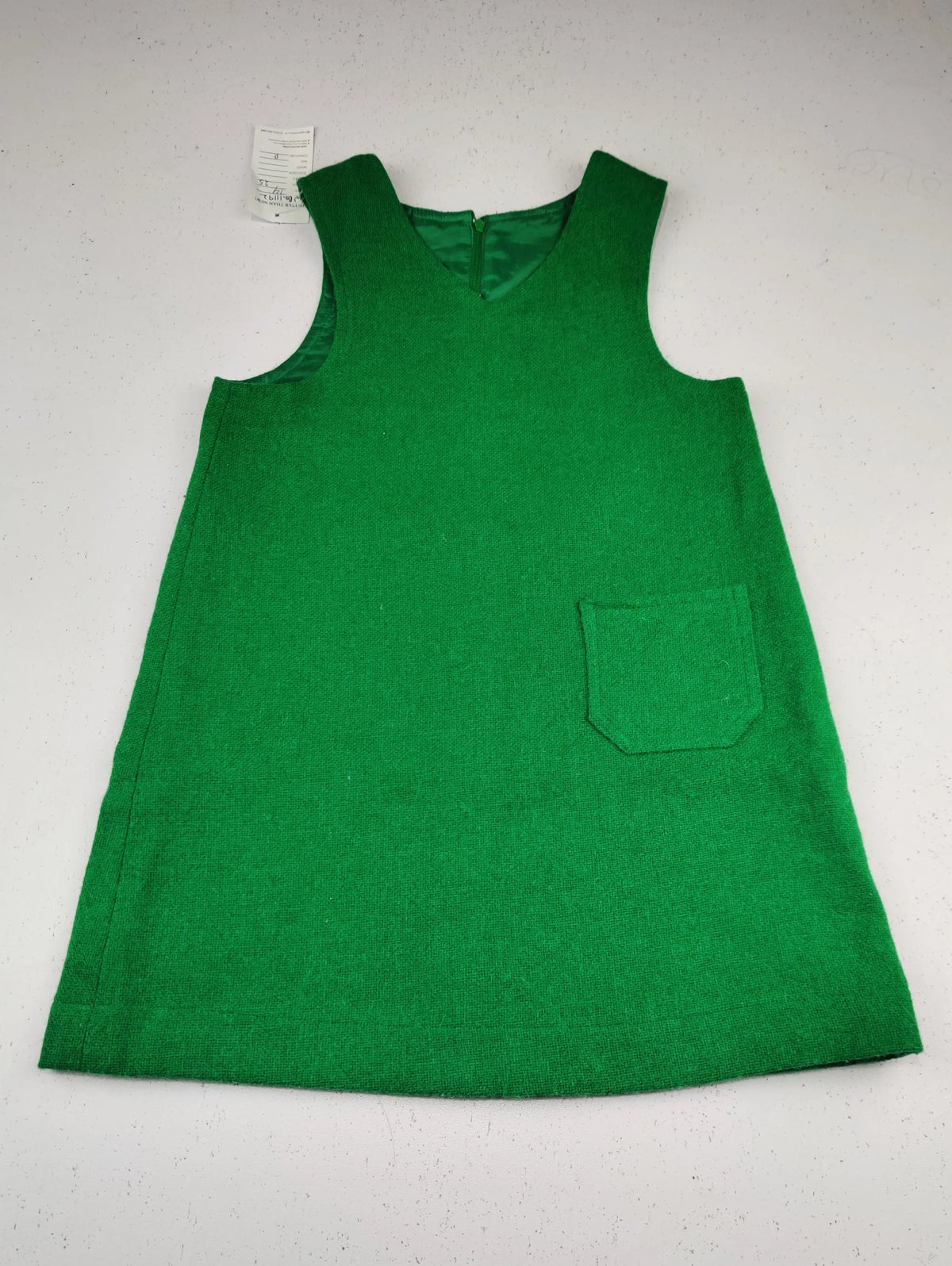 Buy online pre-used pre-loved 100% authentic & Original branded Anne Jahy (KWG-11192) available in Pakistan. Top international brands avilable.