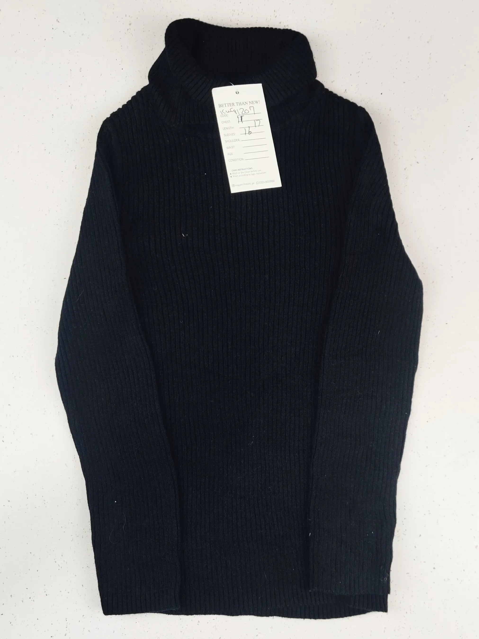 Buy online pre-used pre-loved 100% authentic & Original branded George (KWG-11207) available in Pakistan. Top international brands avilable.