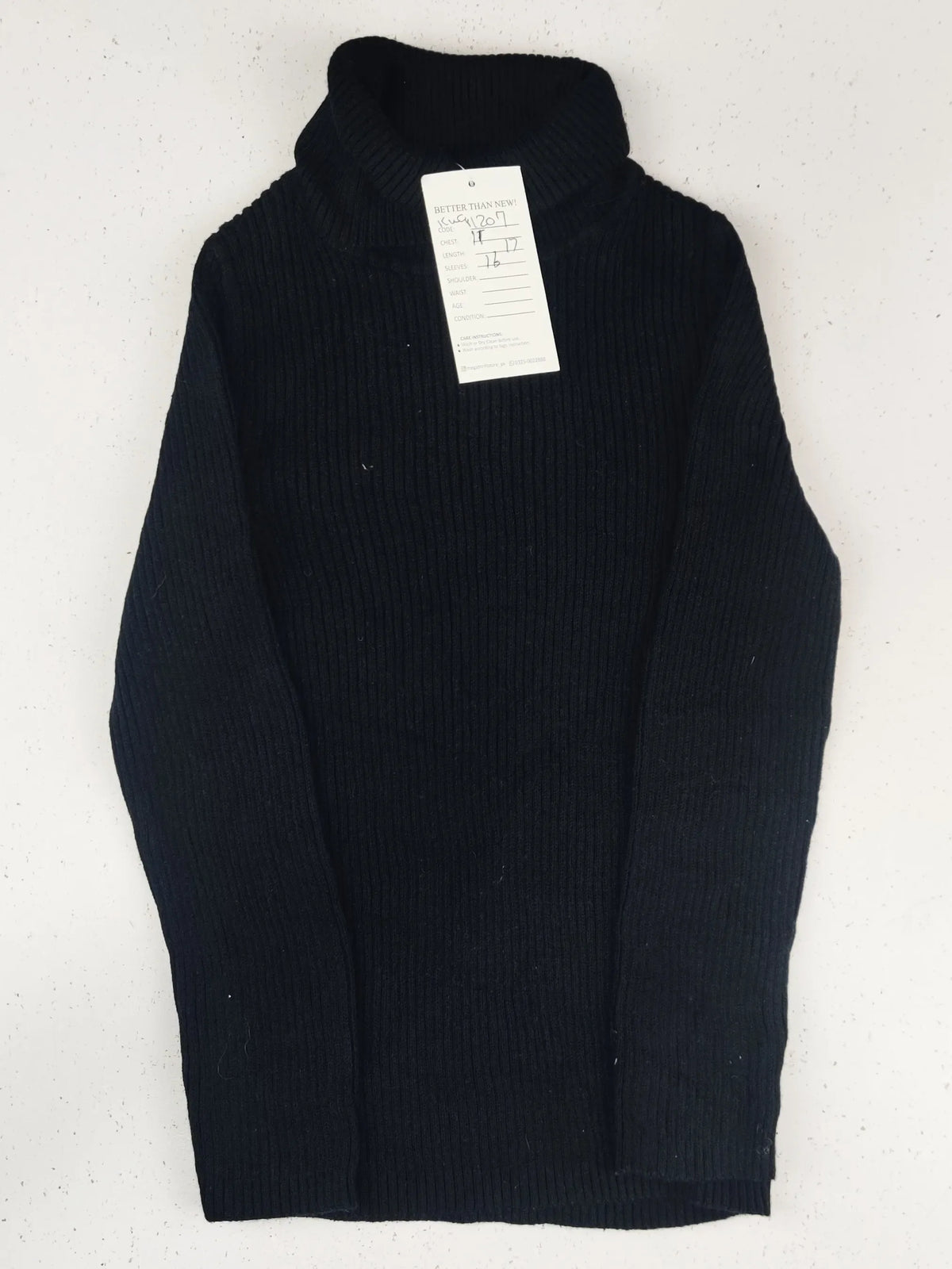 Buy online pre-used pre-loved 100% authentic & Original branded George (KWG-11207) available in Pakistan. Top international brands avilable.