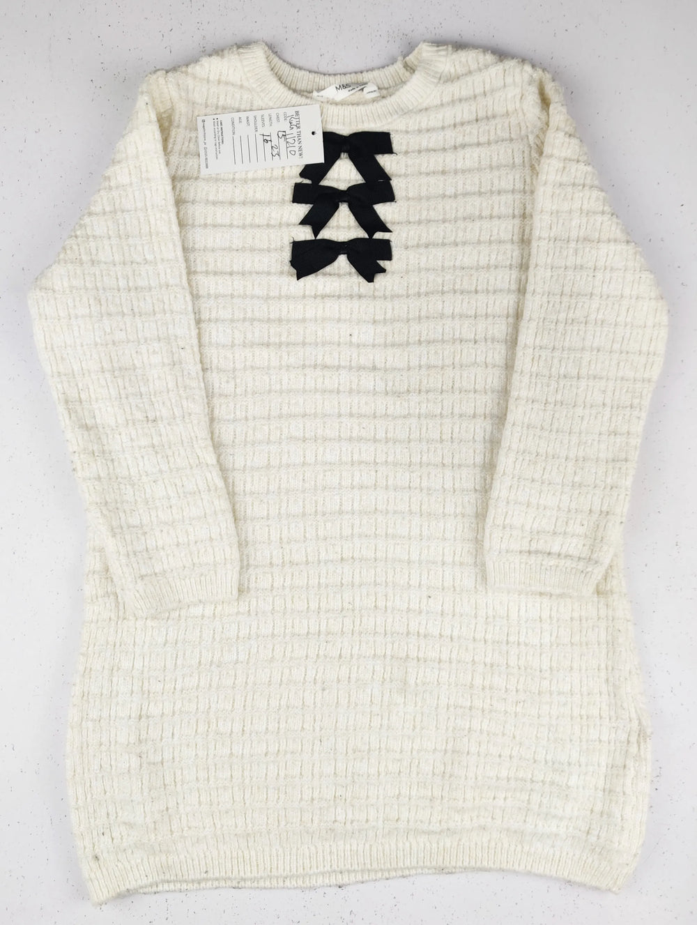 Buy online pre-used pre-loved 100% authentic & Original branded Marks & Spencer (KWG-11210) available in Pakistan. Top international brands avilable.