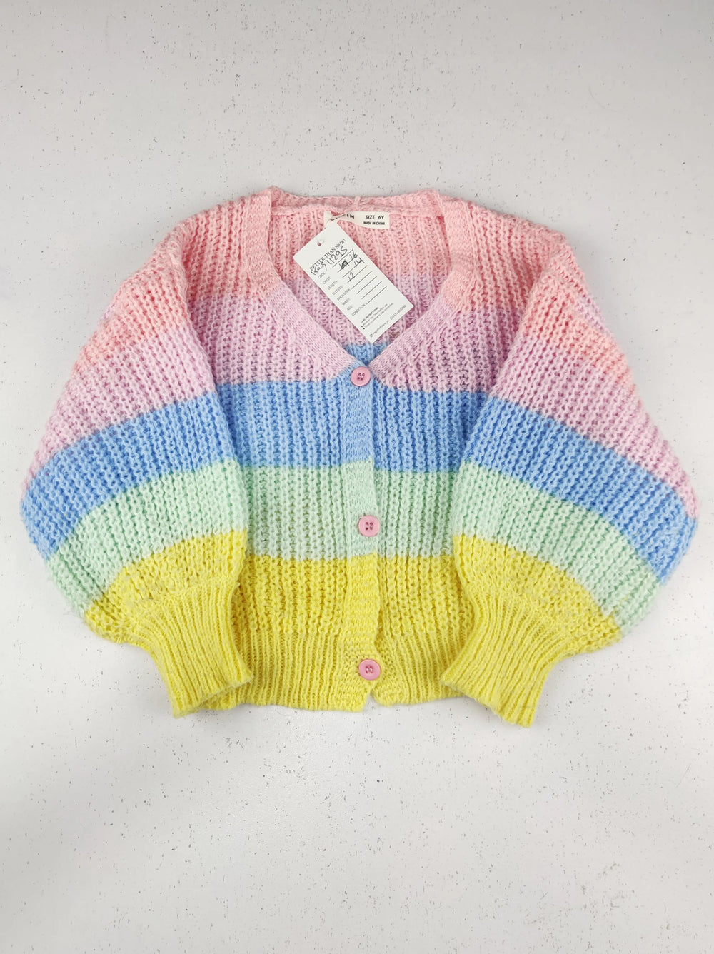 Buy online pre-used pre-loved 100% authentic & Original branded Shein (KWG-11295) available in Pakistan. Top international brands avilable.
