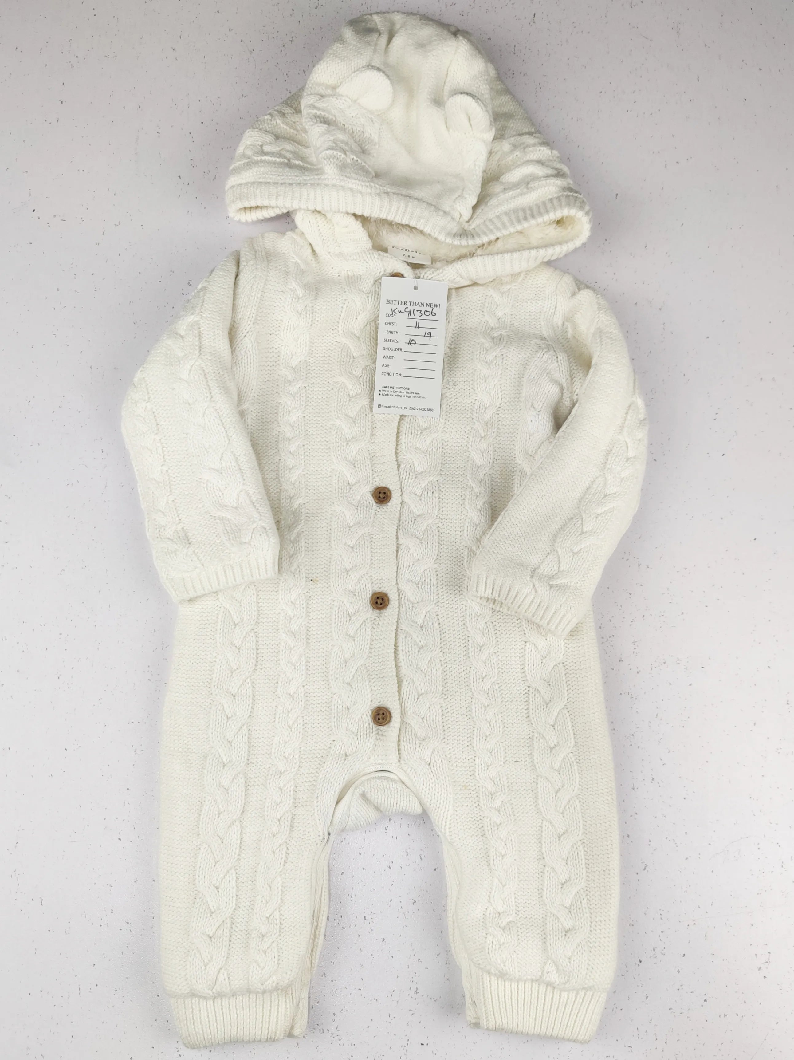 Buy online pre-used pre-loved 100% authentic & Original branded Fred & Flo (KWG-11306) available in Pakistan. Top international brands avilable.