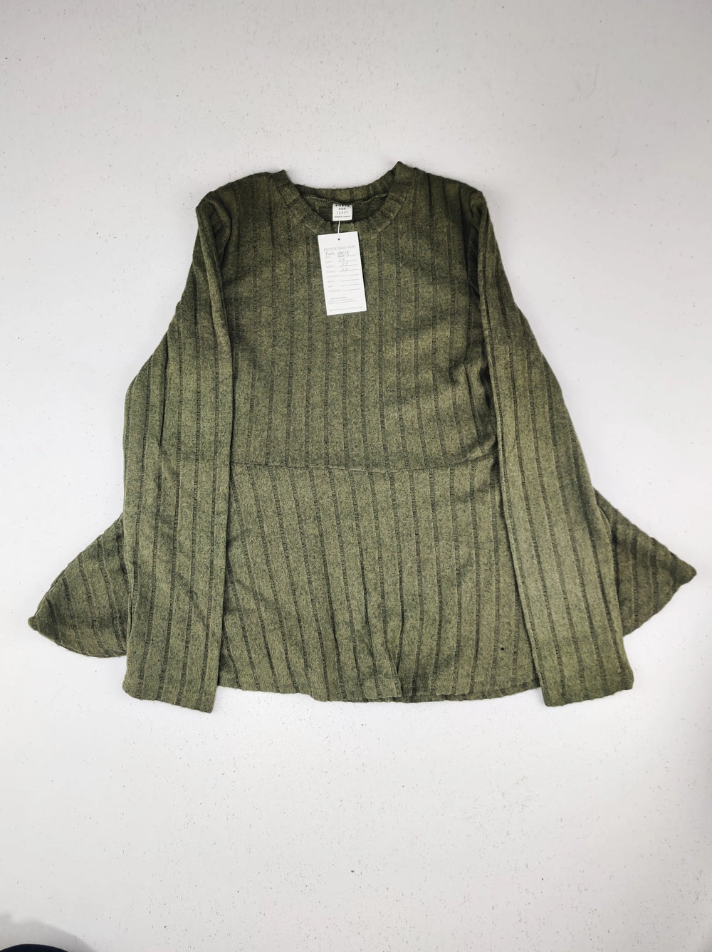 Buy online pre-used pre-loved 100% authentic & Original branded Shein (KWG-11359) available in Pakistan. Top international brands avilable.