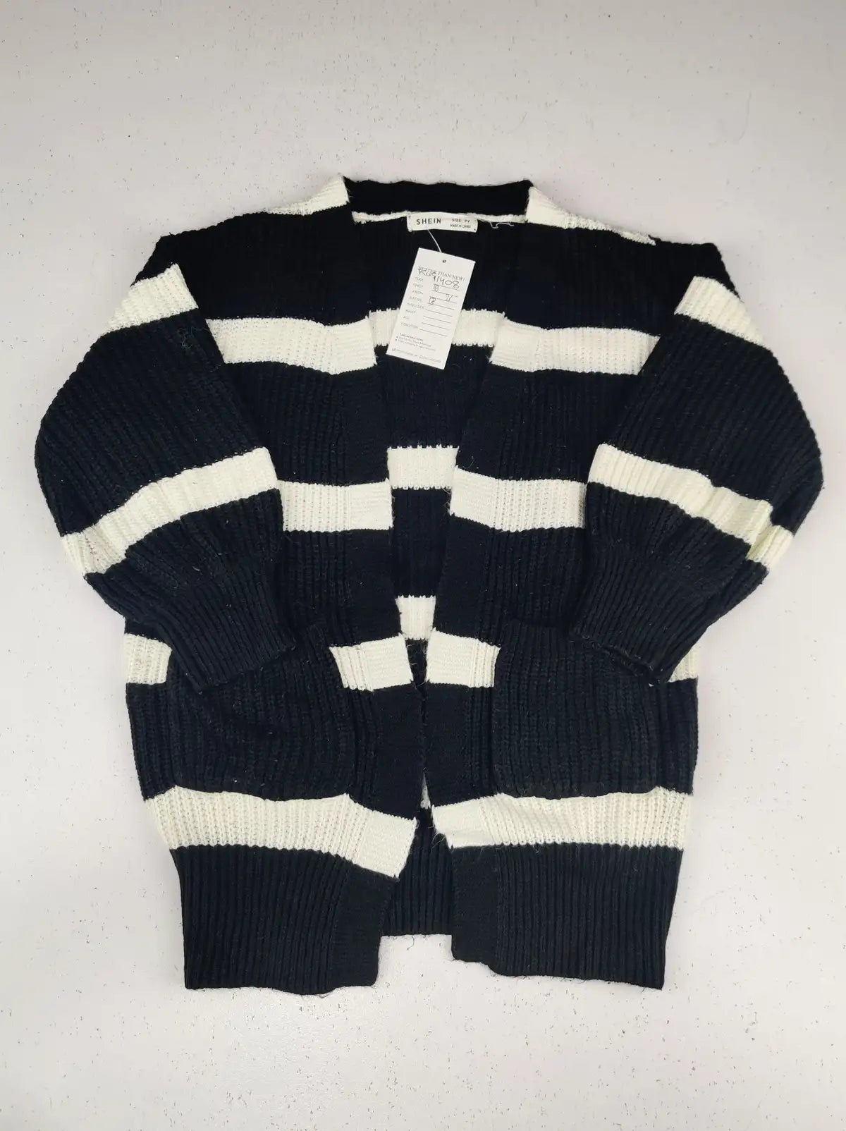 Buy online pre-used pre-loved 100% authentic & Original branded Shein (KWG-11408) available in Pakistan. Top international brands avilable.
