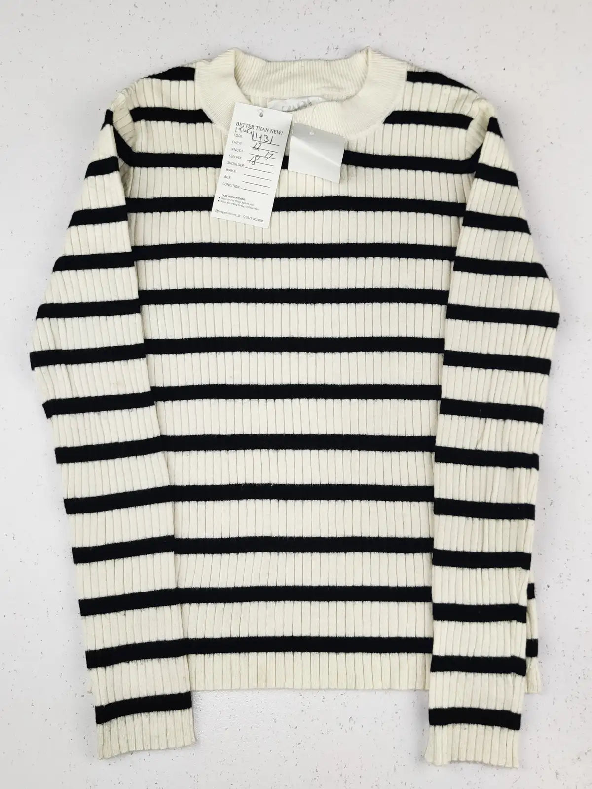 Buy online pre-used pre-loved 100% authentic & Original branded Zara (KWG-11431) available in Pakistan. Top international brands avilable.