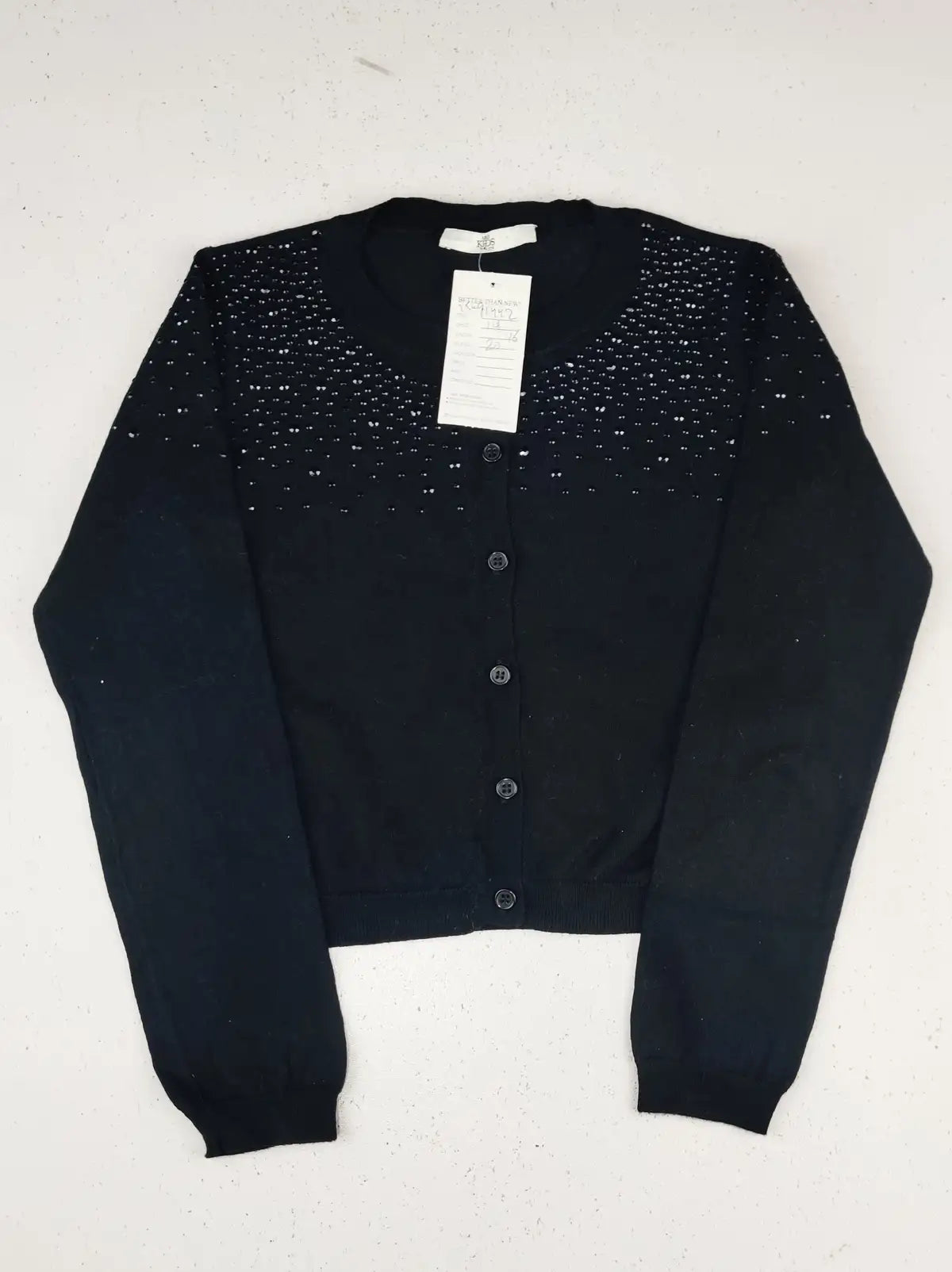 Buy online pre-used pre-loved 100% authentic & Original branded Marks & Spencer (KWG-11442) available in Pakistan. Top international brands avilable.