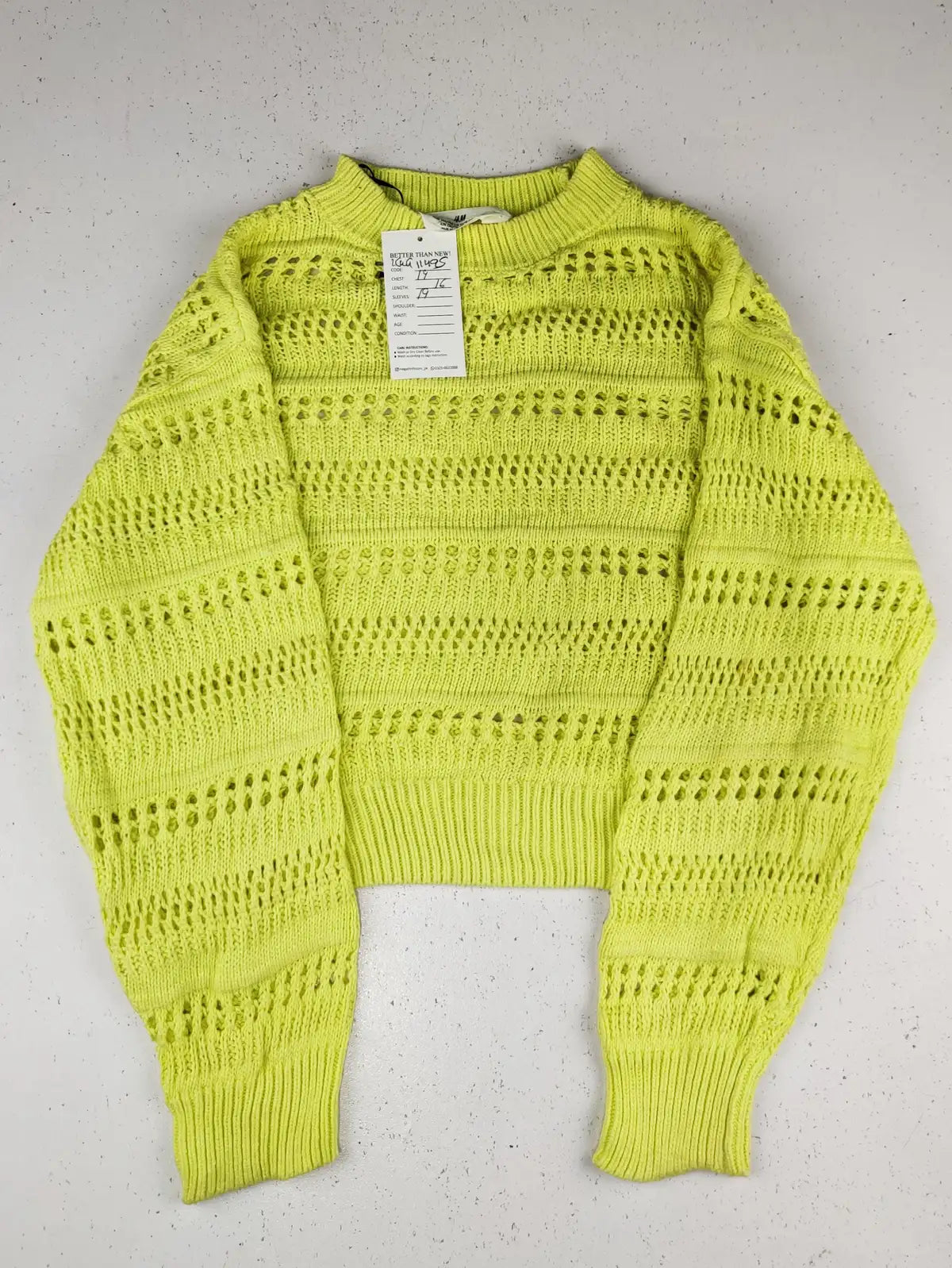 Buy online pre-used pre-loved 100% authentic & Original branded H&M (KWG-11495) available in Pakistan. Top international brands avilable.