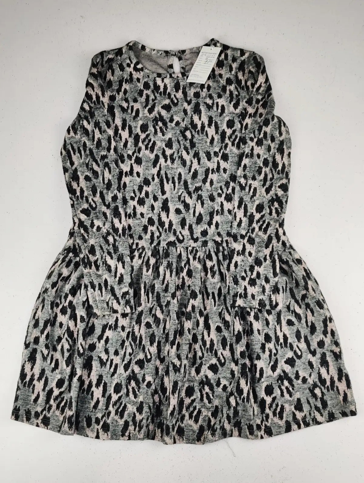 Buy online pre-used pre-loved 100% authentic & Original branded Dunnes Stores (KWG-11572) available in Pakistan. Top international brands avilable.