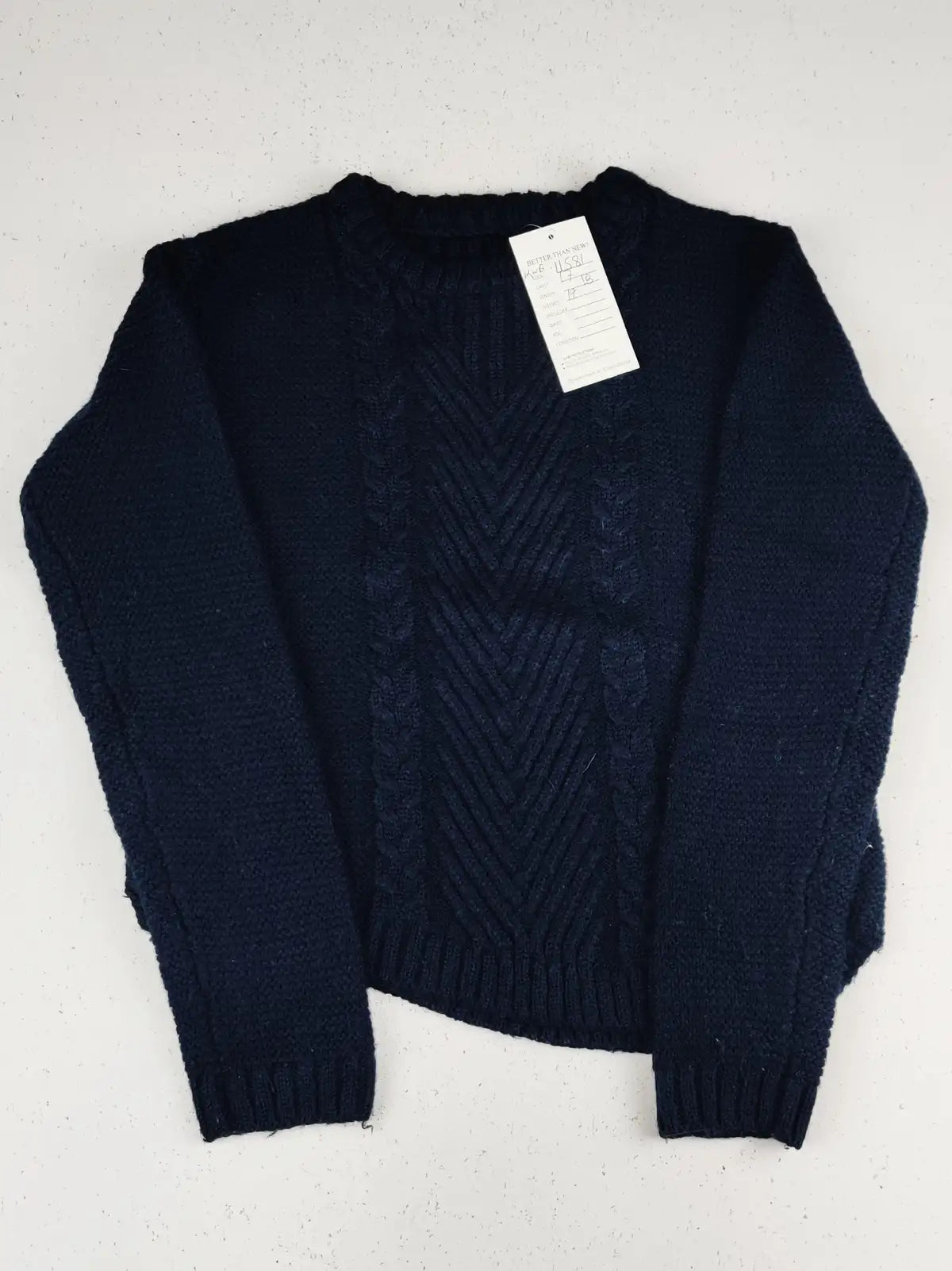 Buy online pre-used pre-loved 100% authentic & Original branded Unknown Brand (KWG-11581) available in Pakistan. Top international brands avilable.