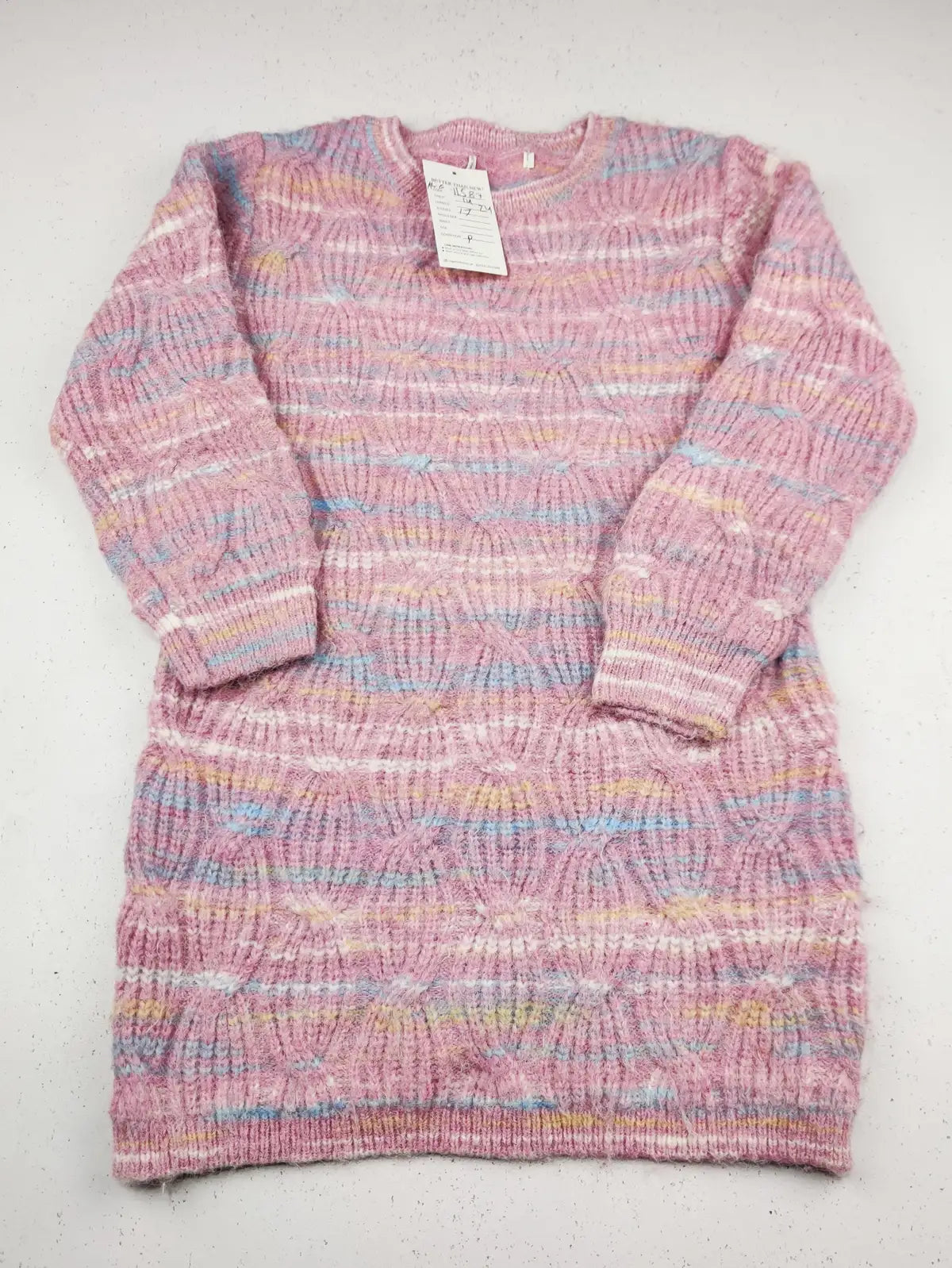 Buy online pre-used pre-loved 100% authentic & Original branded Unknown Brand (KWG-11587) available in Pakistan. Top international brands avilable.