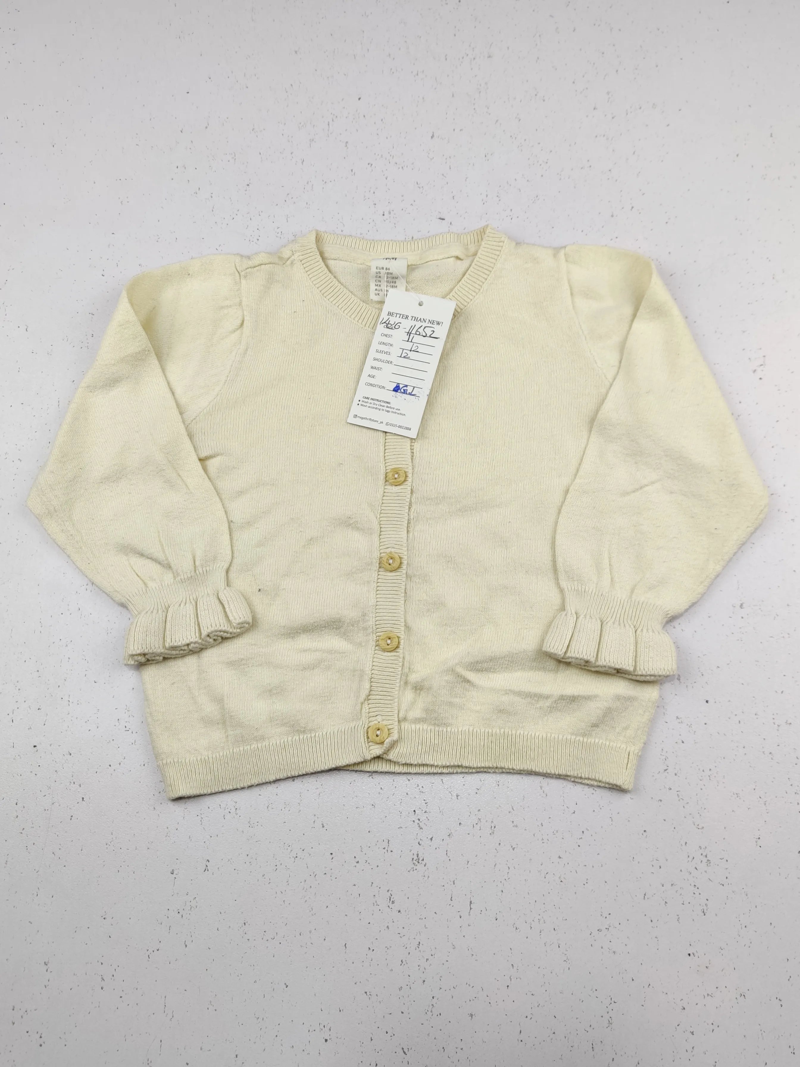 Buy online pre-used pre-loved 100% authentic & Original branded H&M (KWG-11652) available in Pakistan. Top international brands avilable.