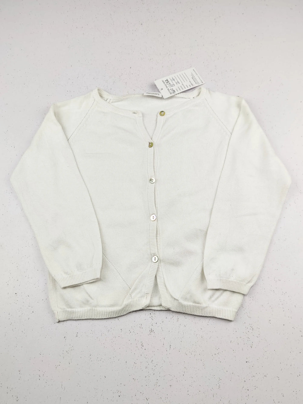 Buy online pre-used pre-loved 100% authentic & Original branded Noukies (KWG-11682) available in Pakistan. Top international brands avilable.