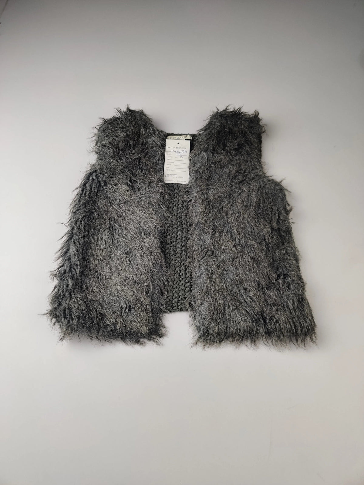 Buy online pre-used pre-loved 100% authentic & Original branded Primark (KWG-11769) available in Pakistan. Top international brands avilable.
