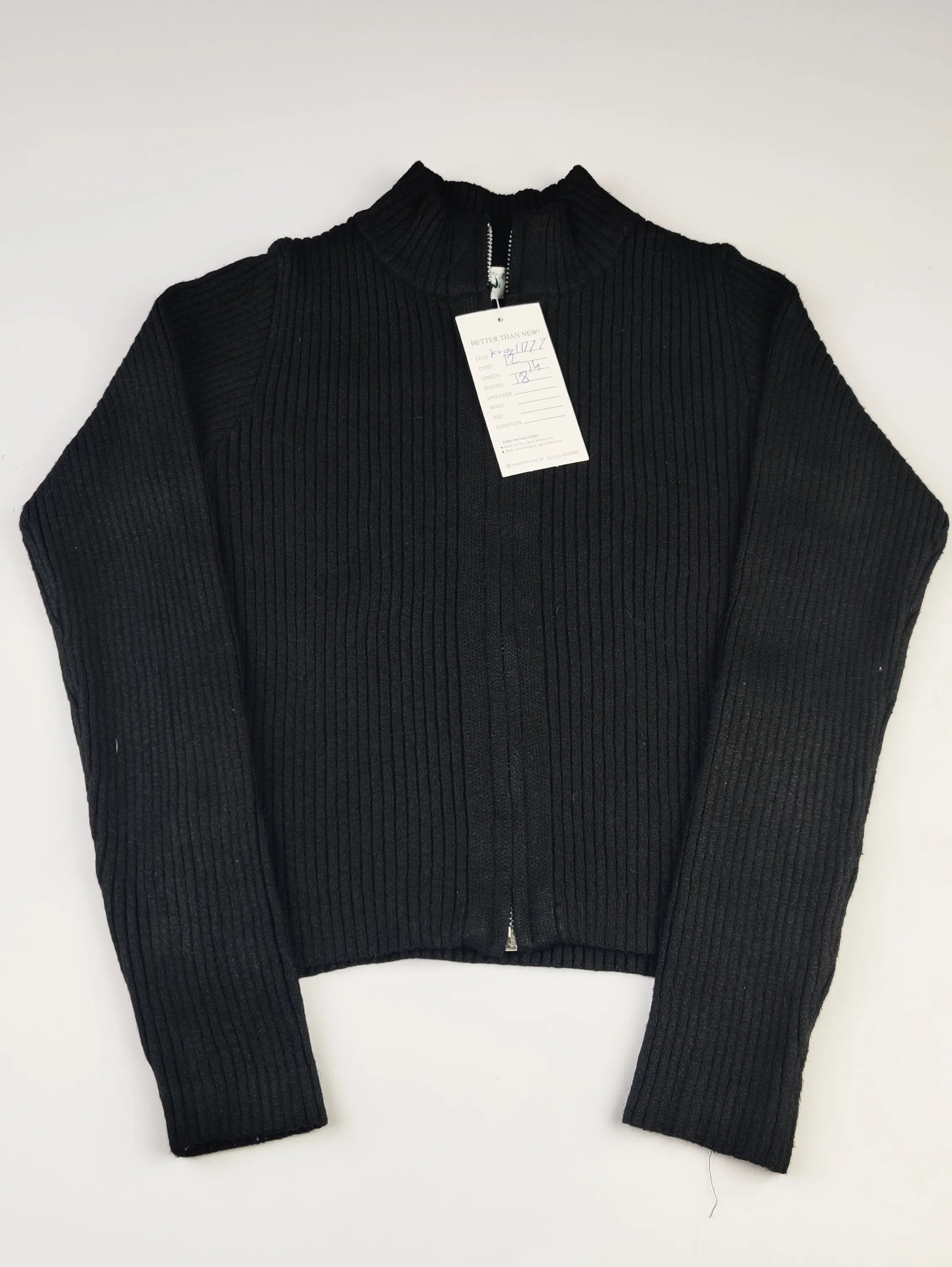 Buy online pre-used pre-loved 100% authentic & Original branded Primark (KWG-11777) available in Pakistan. Top international brands avilable.