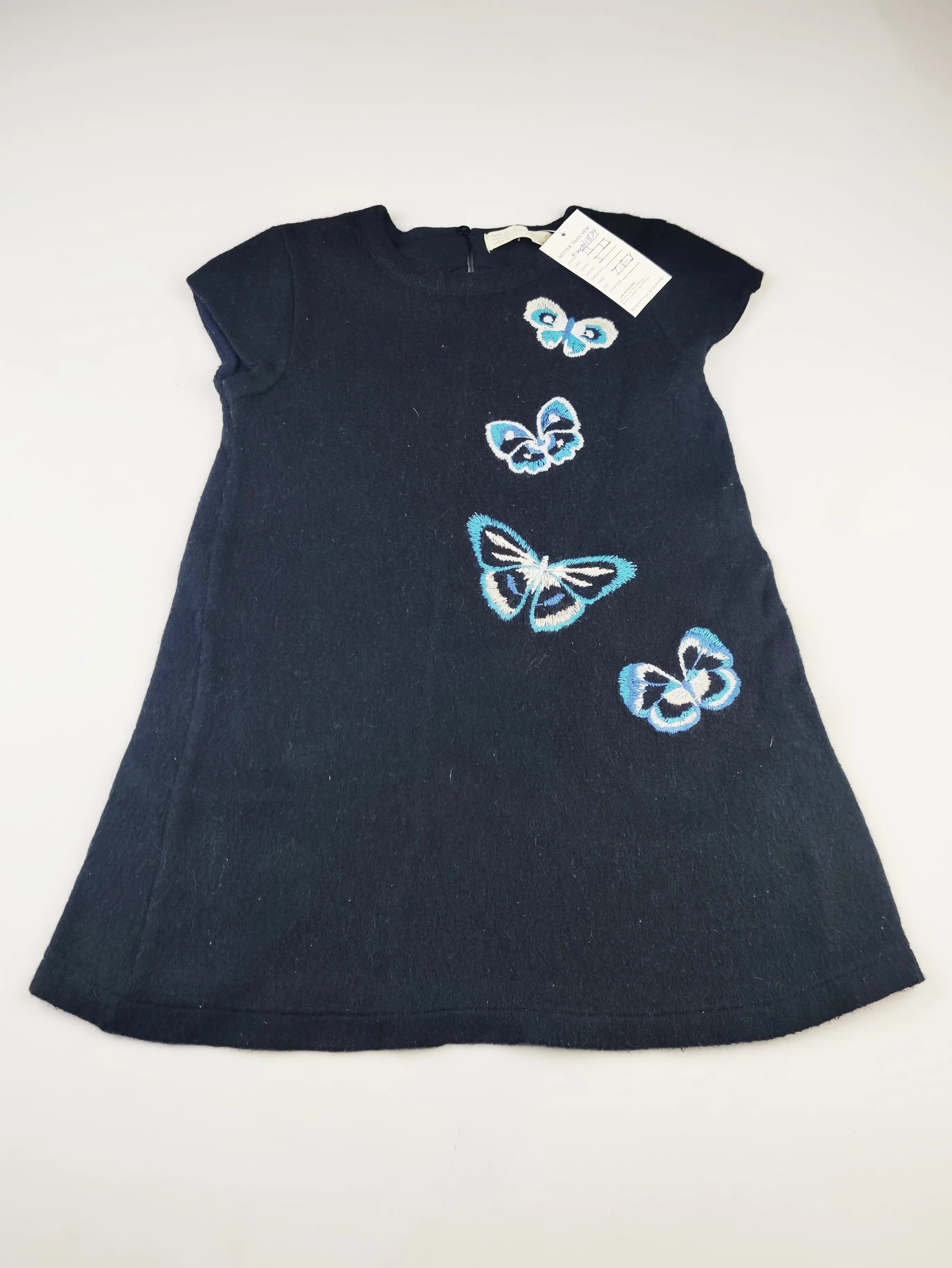 Buy online pre-used pre-loved 100% authentic & Original branded Zara (KWG-11839) available in Pakistan. Top international brands avilable.