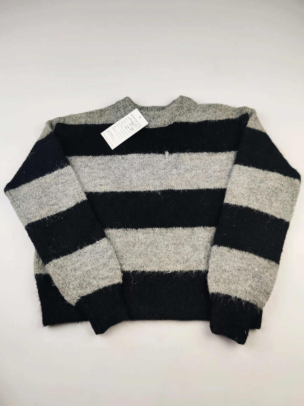 Buy online pre-used pre-loved 100% authentic & Original branded Primark (KWG-11909) available in Pakistan. Top international brands avilable.