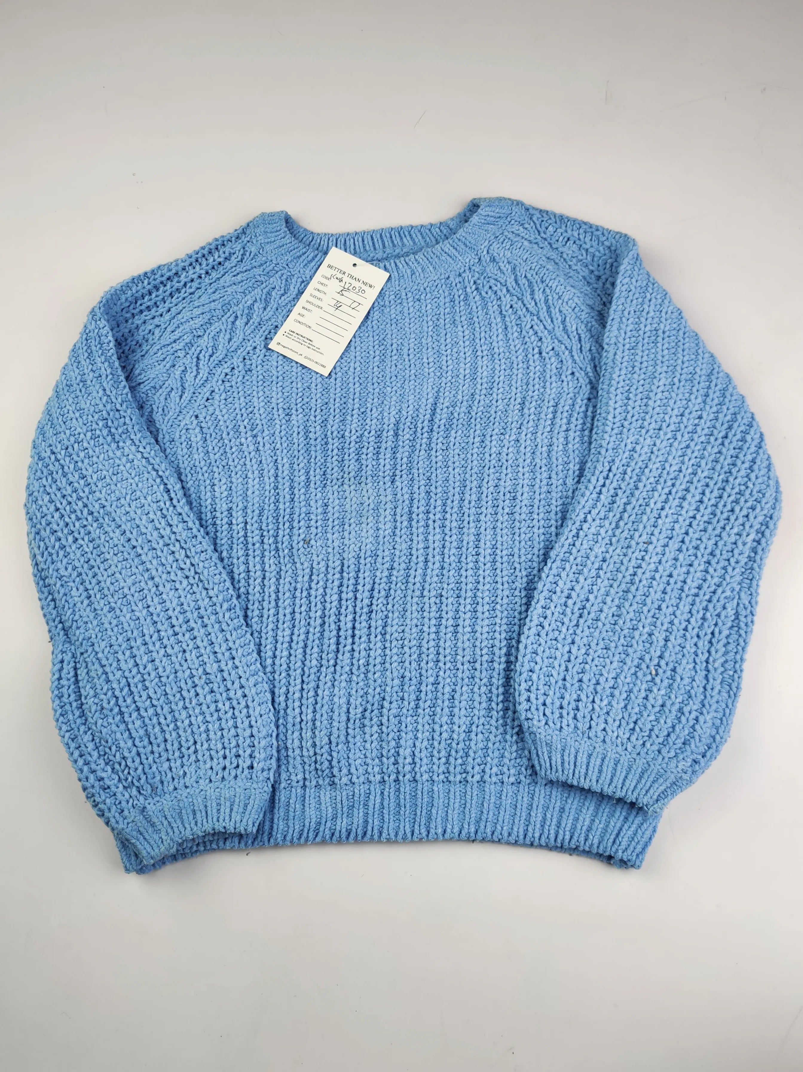Buy online pre-used pre-loved 100% authentic & Original branded F&F (KWG-12030) available in Pakistan. Top international brands avilable.