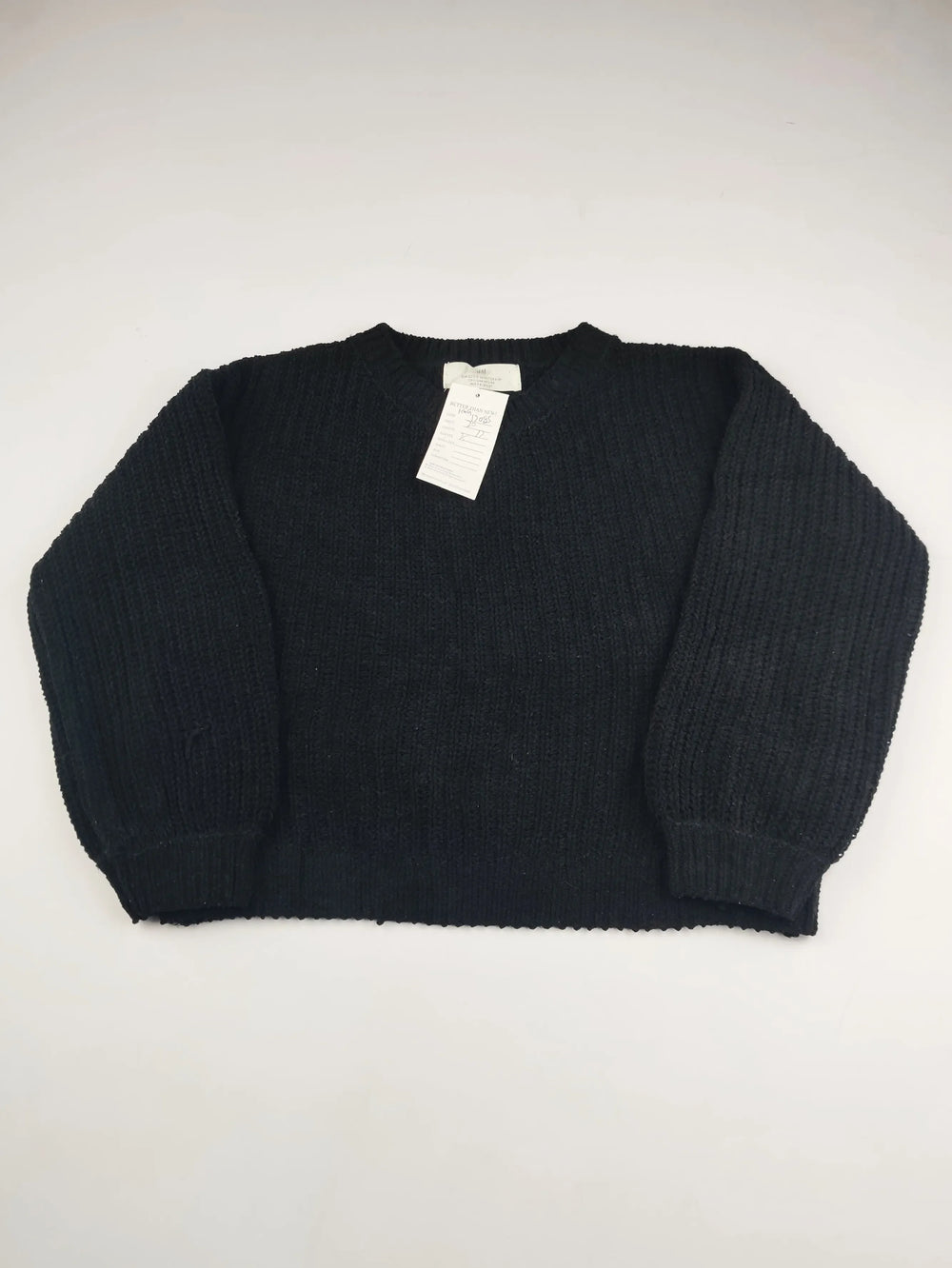 Buy online pre-used pre-loved 100% authentic & Original branded H&M (KWG-12085) available in Pakistan. Top international brands avilable.