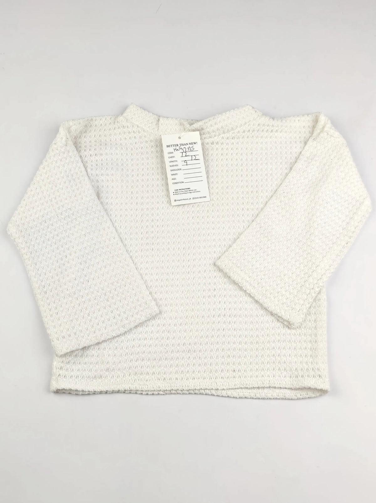 Buy online pre-used pre-loved 100% authentic & Original branded Unknown Brand (KWG-12125) available in Pakistan. Top international brands avilable.