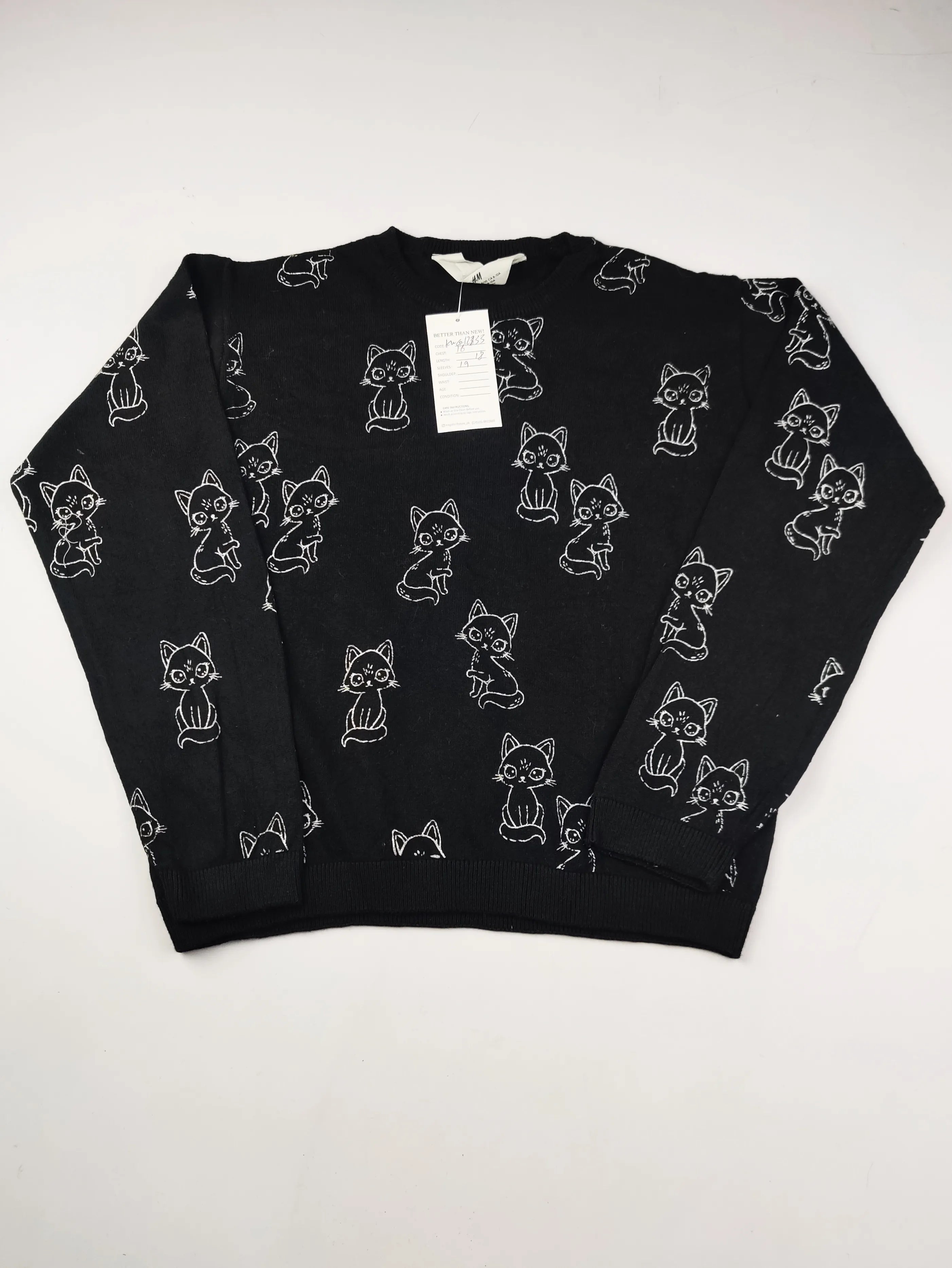 Buy online pre-used pre-loved 100% authentic & Original branded H&M (KWG-12233) available in Pakistan. Top international brands avilable.