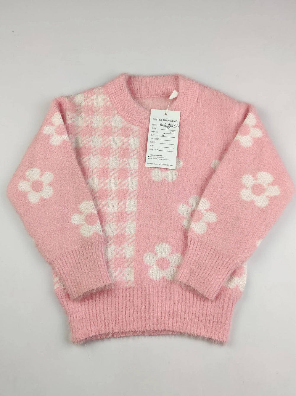 Buy online pre-used pre-loved 100% authentic & Original branded Unknown Brand (KWG-12370) available in Pakistan. Top international brands avilable.