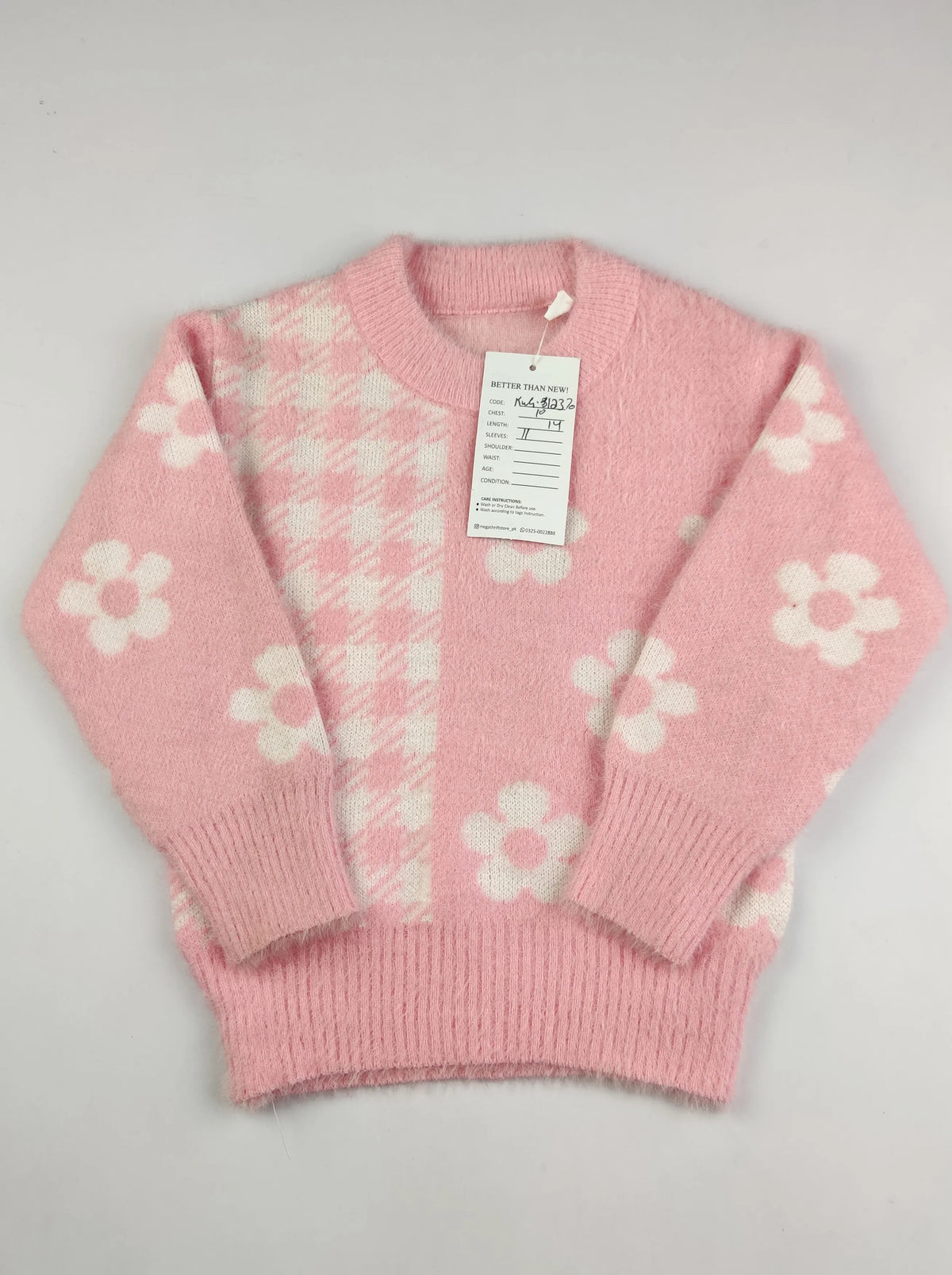 Buy online pre-used pre-loved 100% authentic & Original branded Unknown Brand (KWG-12370) available in Pakistan. Top international brands avilable.