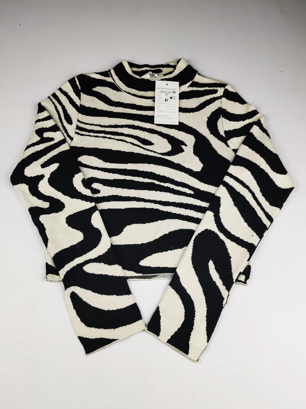 Buy online pre-used pre-loved 100% authentic & Original branded H&M (KWG-12390) available in Pakistan. Top international brands avilable.