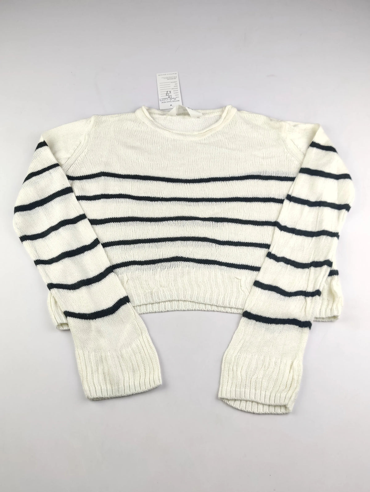 Buy online pre-used pre-loved 100% authentic & Original branded H&M (KWG-12559) available in Pakistan. Top international brands avilable.