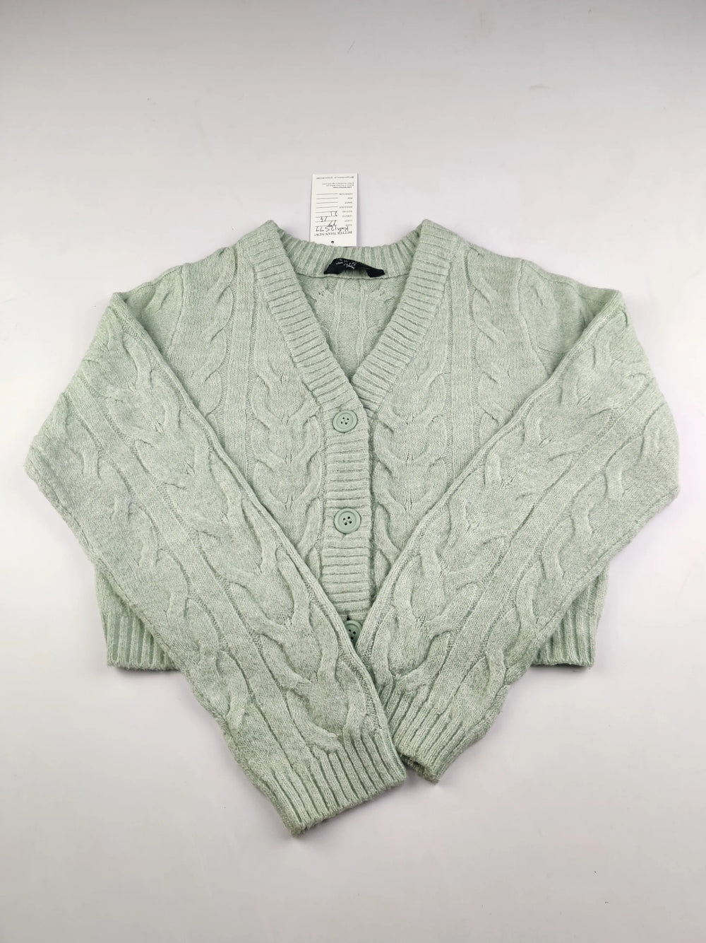 Buy online pre-used pre-loved 100% authentic & Original branded New Look (KWG-12577) available in Pakistan. Top international brands avilable.