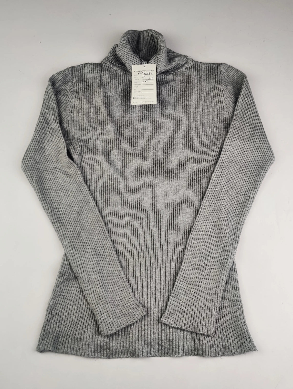 Buy online pre-used pre-loved 100% authentic & Original branded Unknown Brand (KWG-12584) available in Pakistan. Top international brands avilable.